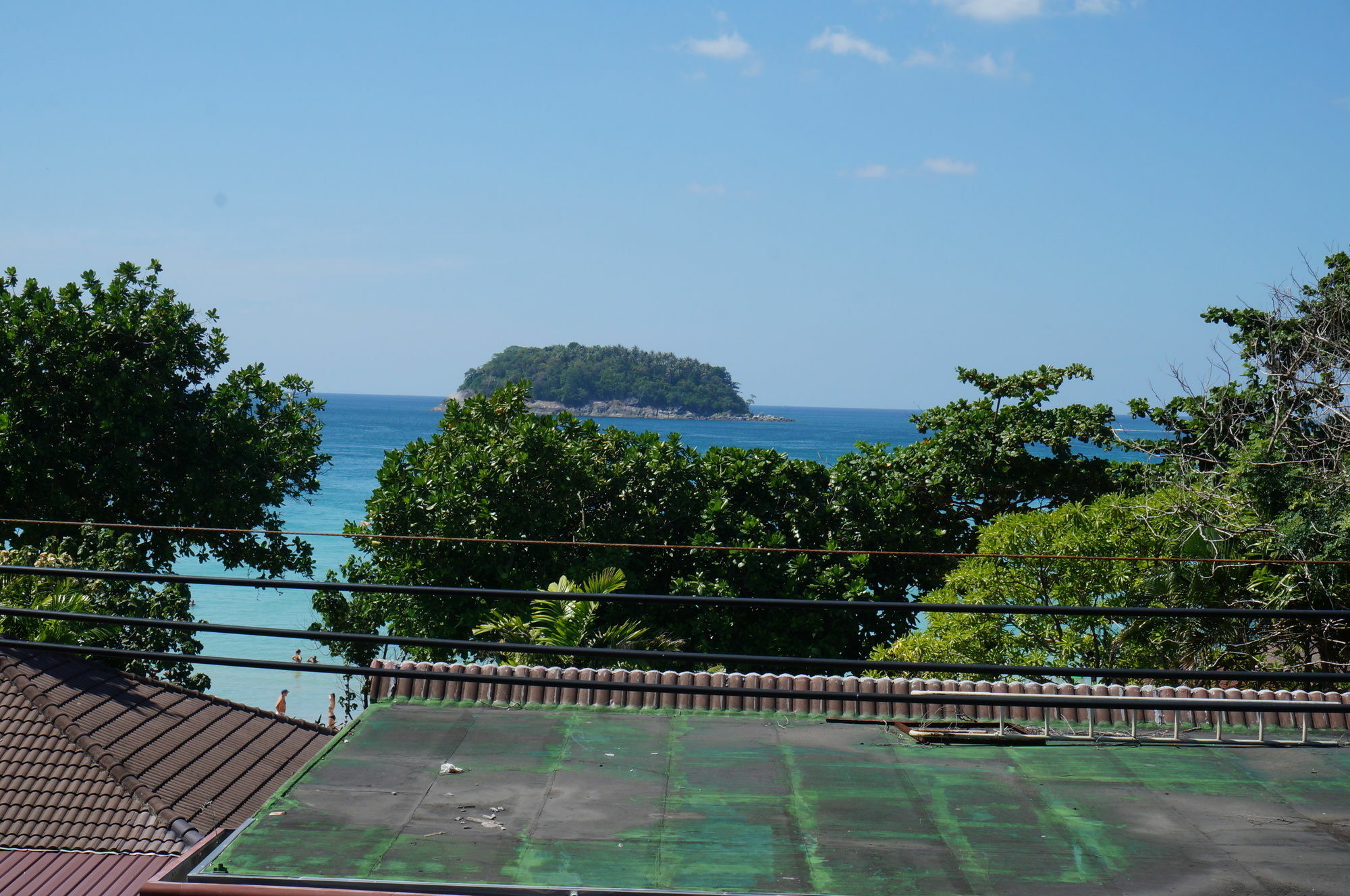 Hotel Kata Beachwalk And Kata Beach (Phuket)