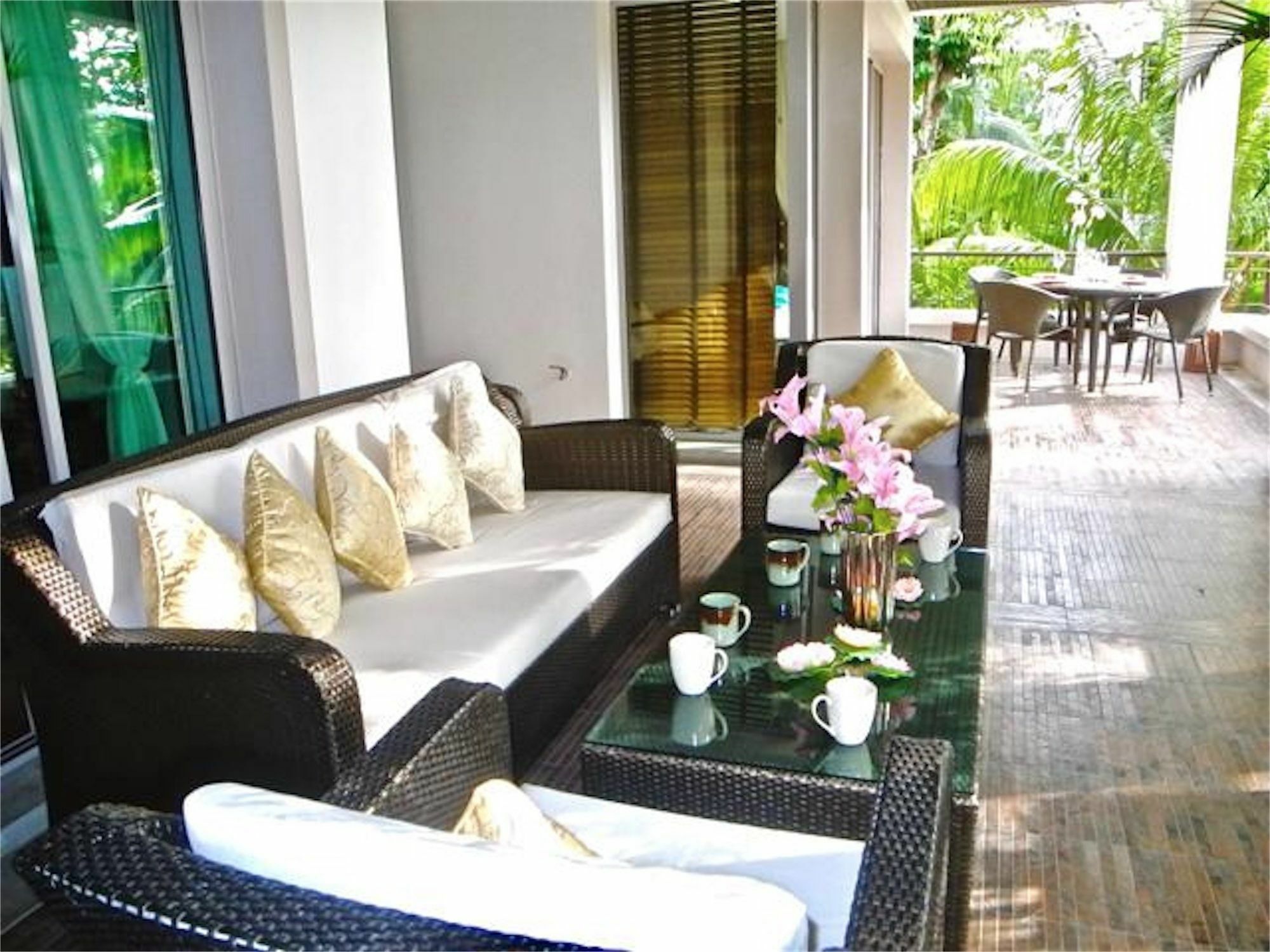 Apartment Noi *