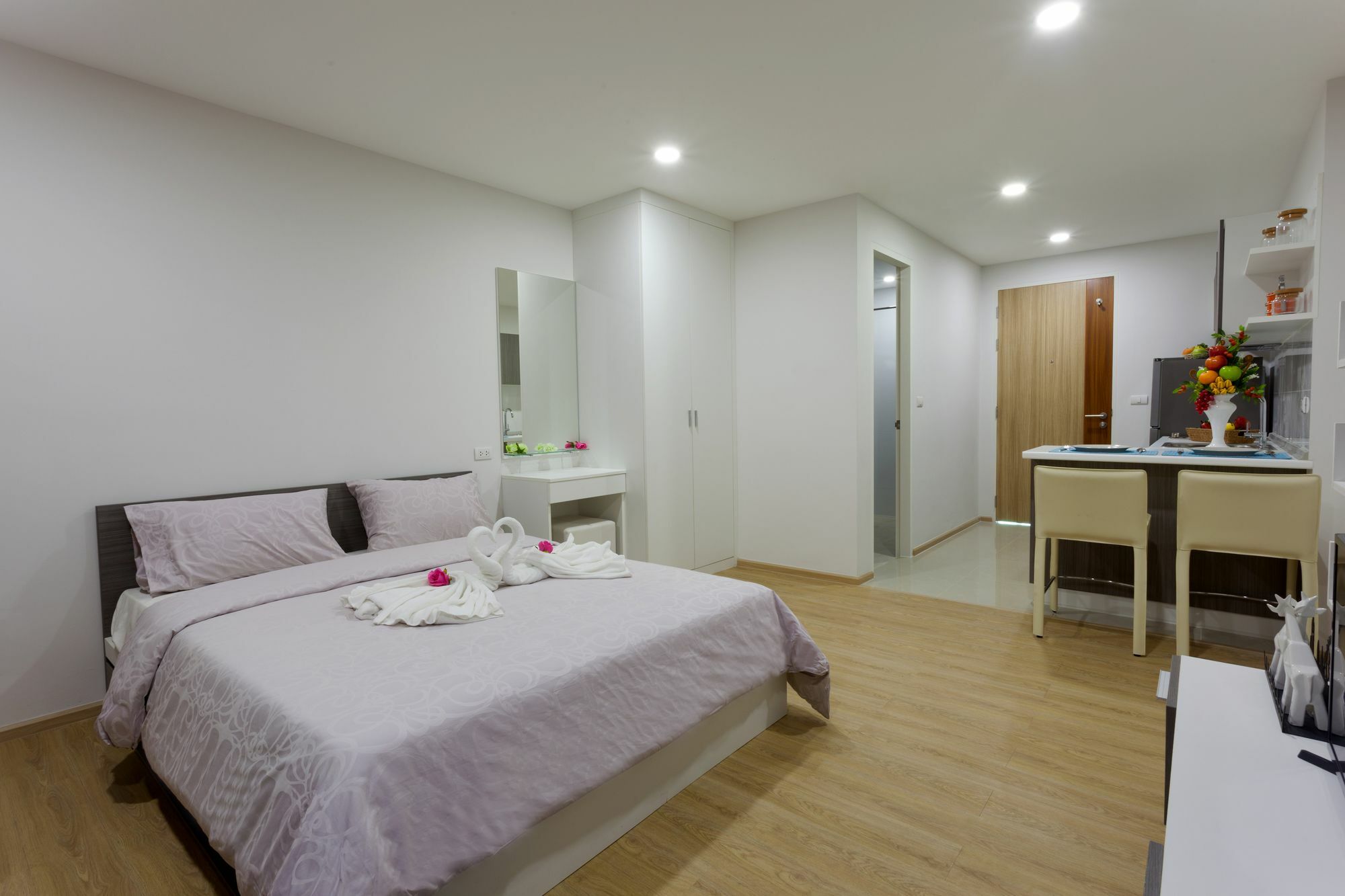 Ozone Condotel Studio *