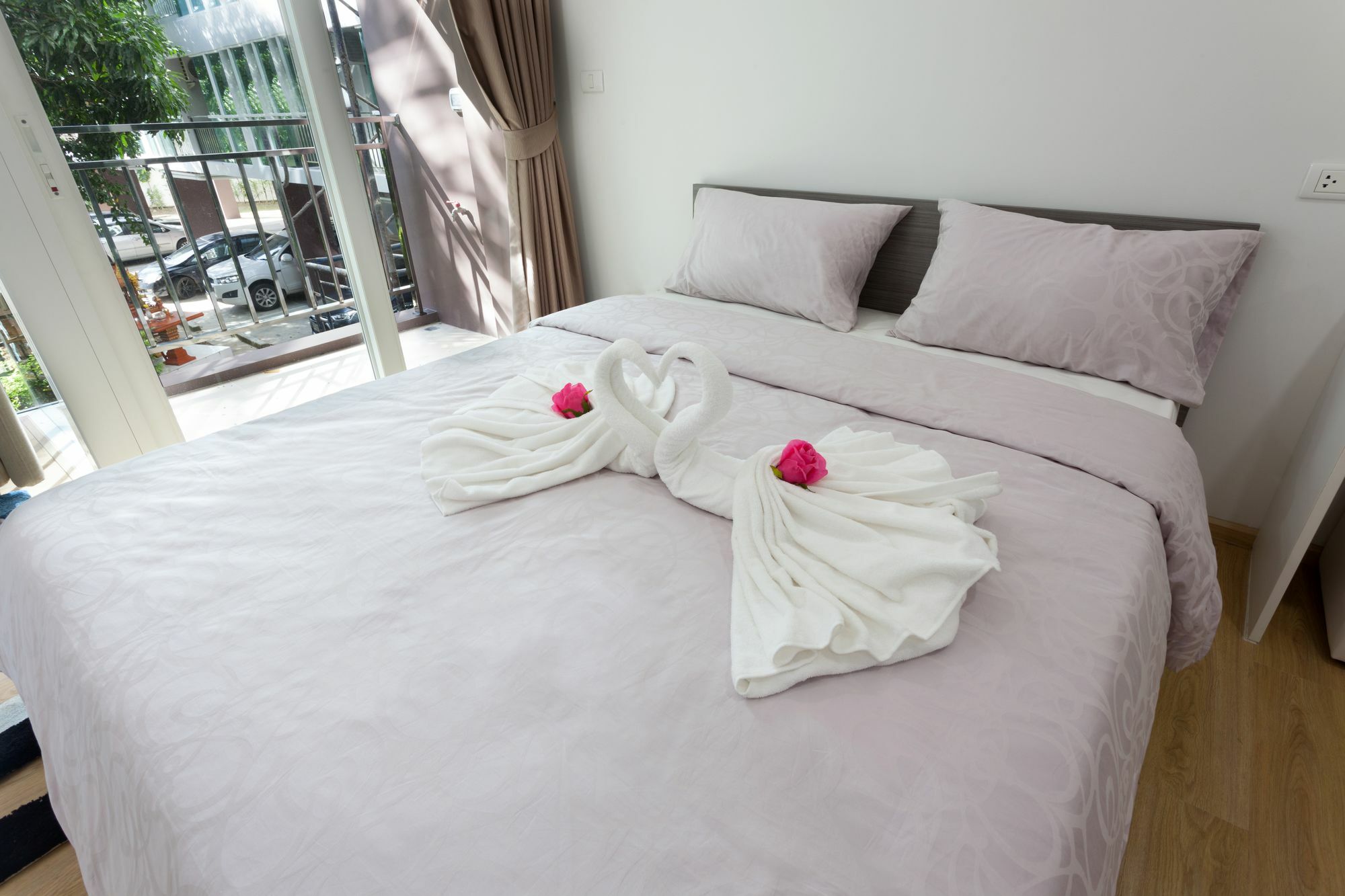 Ozone Condotel Studio *