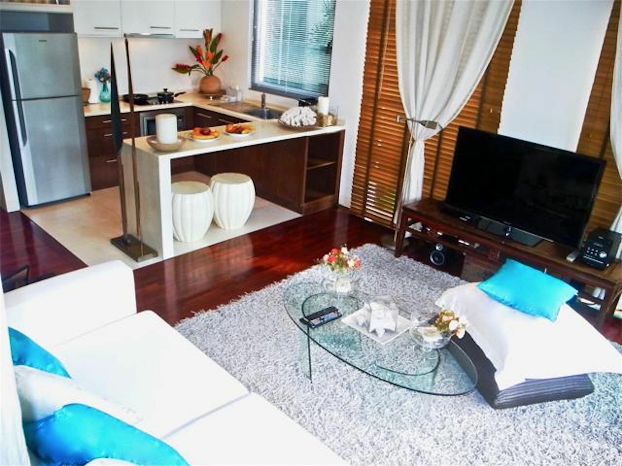 Apartment Noi *