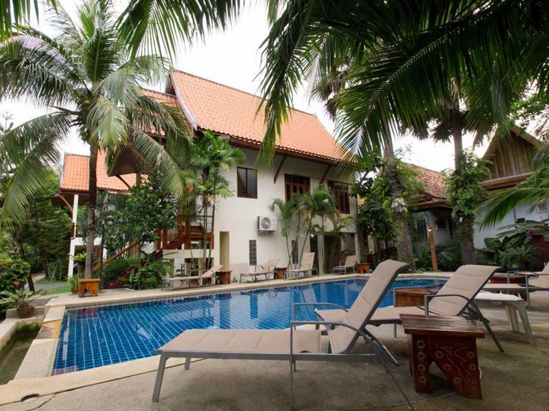 Aisawan * Bang Tao Beach (Phuket)