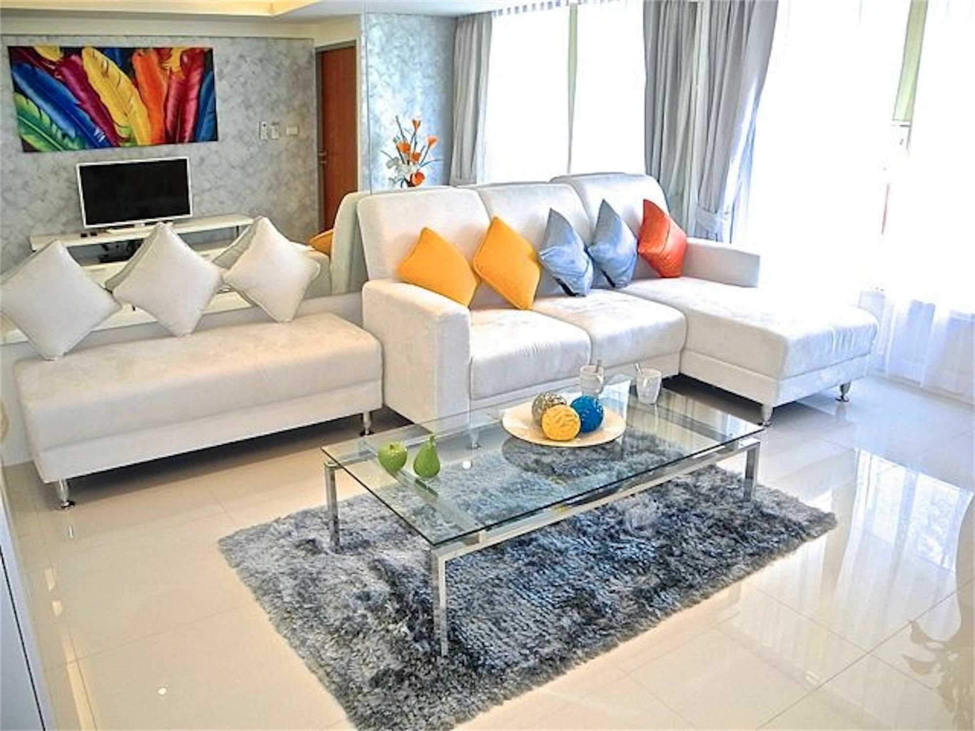 Plaza 1 Bedroom Modern * Kata Beach (Phuket)