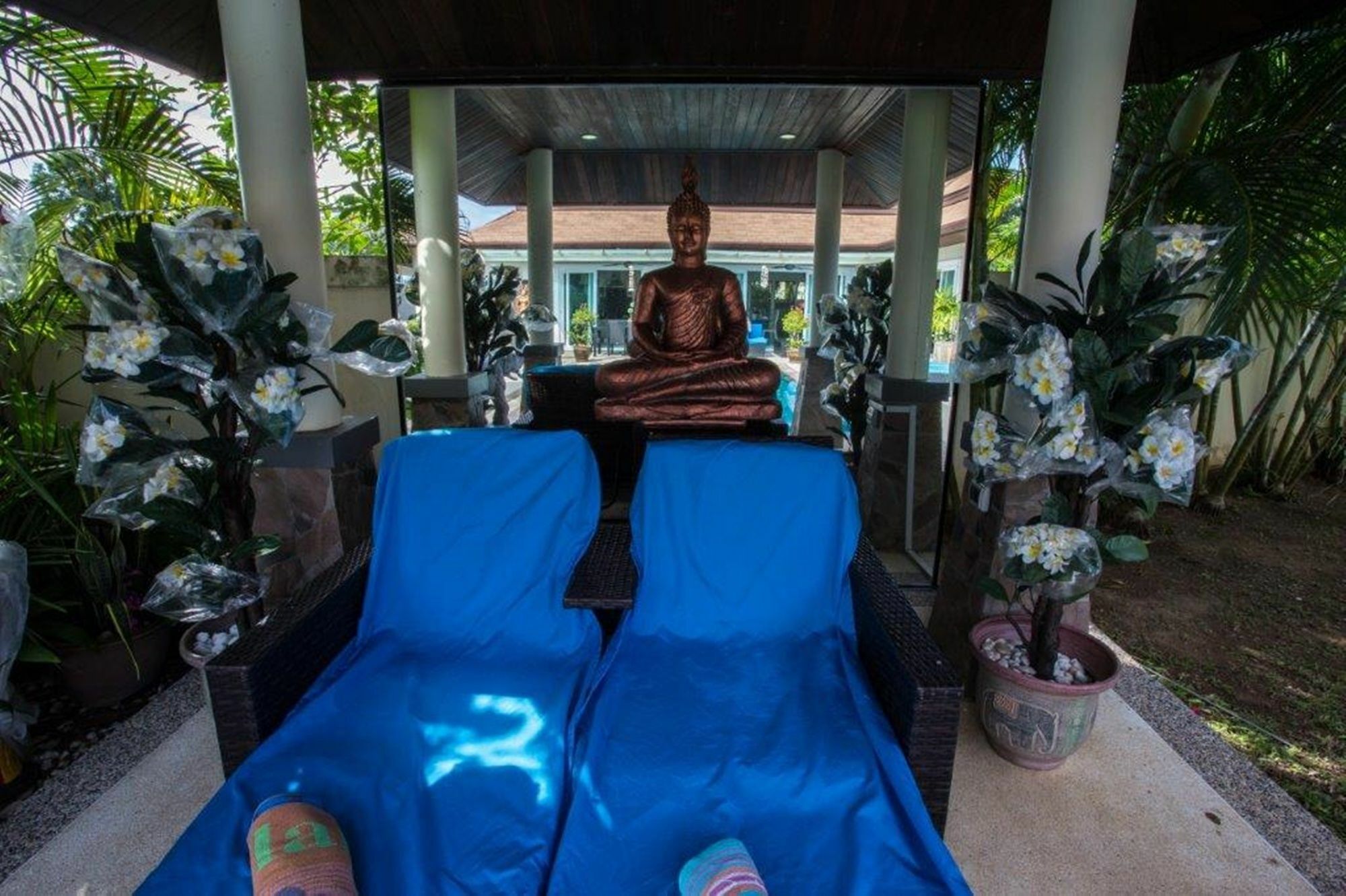 Cophi 3 Bd Pool Nai Harn Apartment