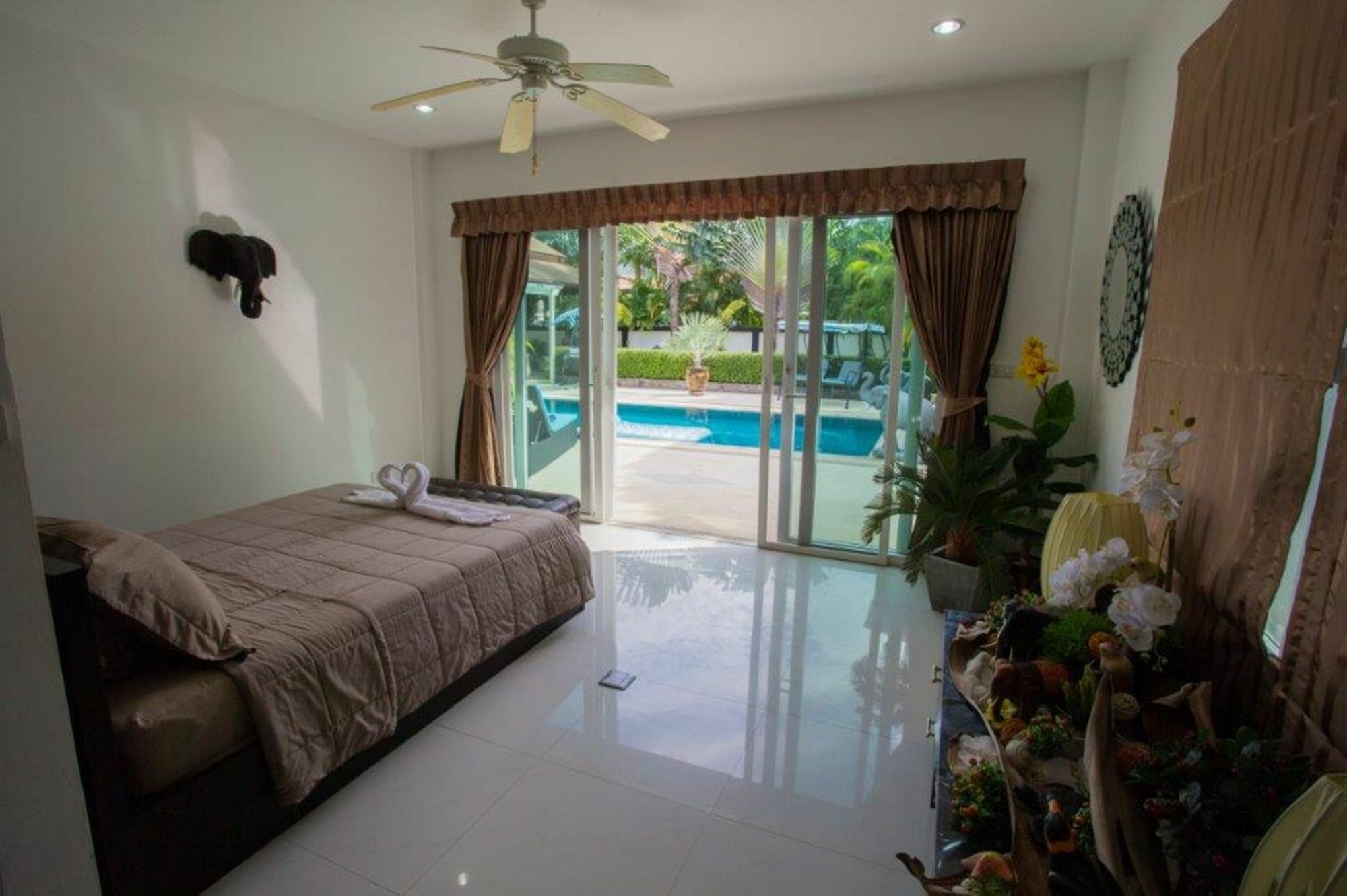 Apartment Cophi 3 Bd Pool Nai Harn *