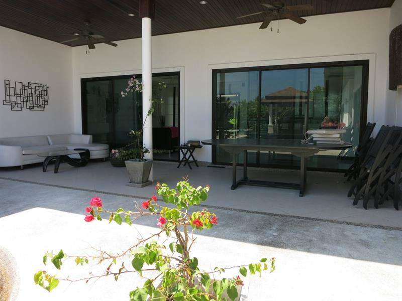 Yves 3 Bed Pool Nai Harn