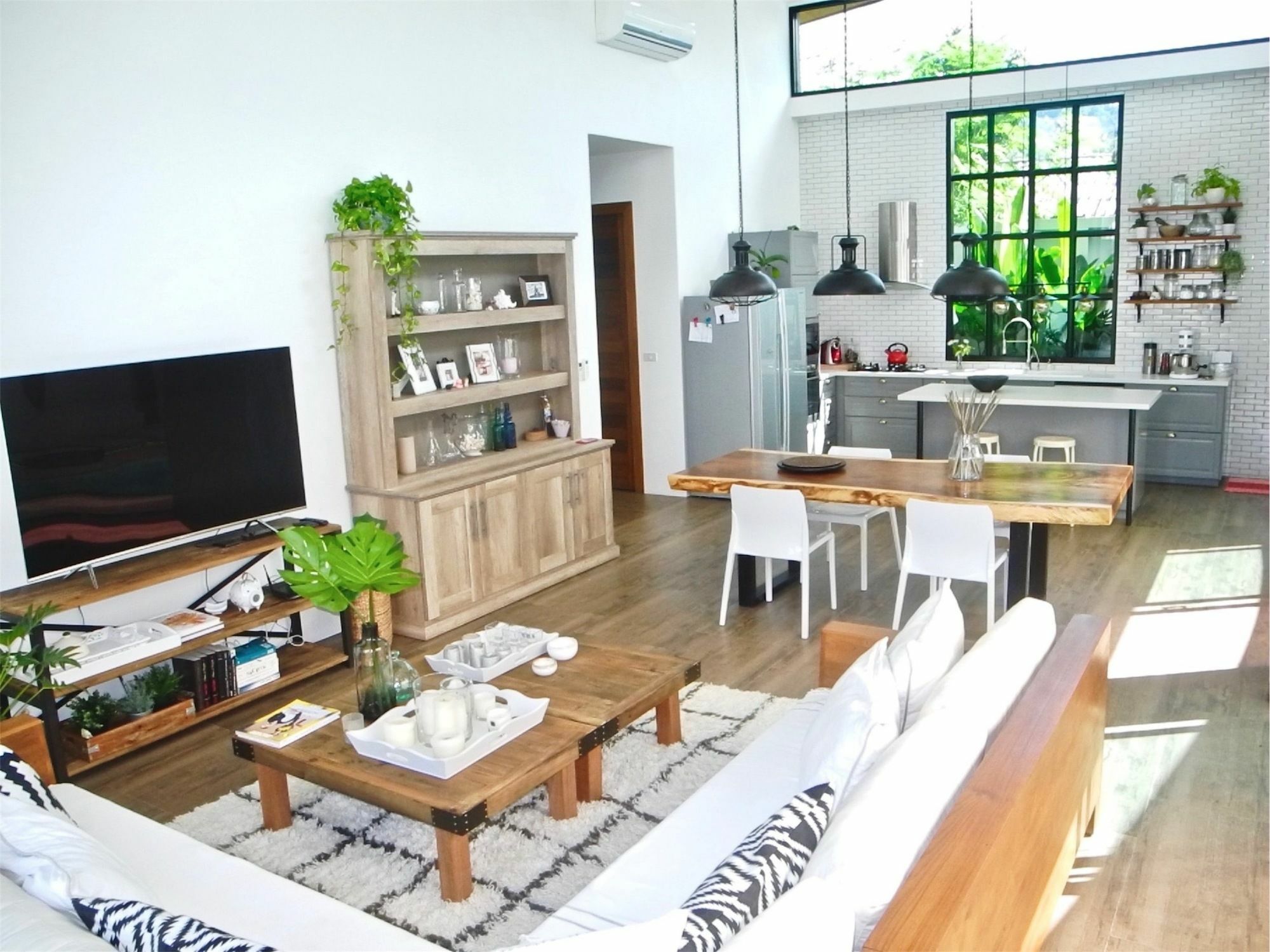 New Wonderful In Nai Harn Center Villa