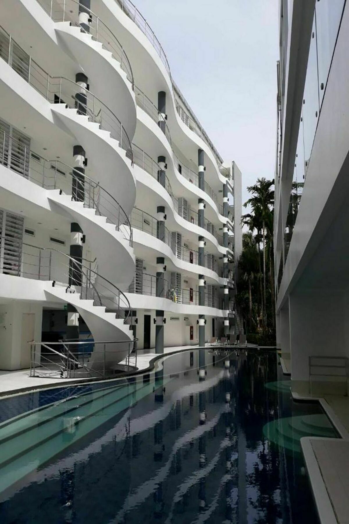 Sunset Plaza By Resava Apartment