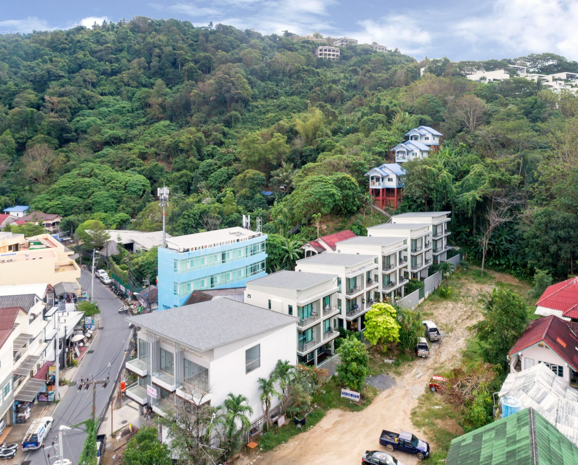 Utopia 3* Kata Beach (Phuket)