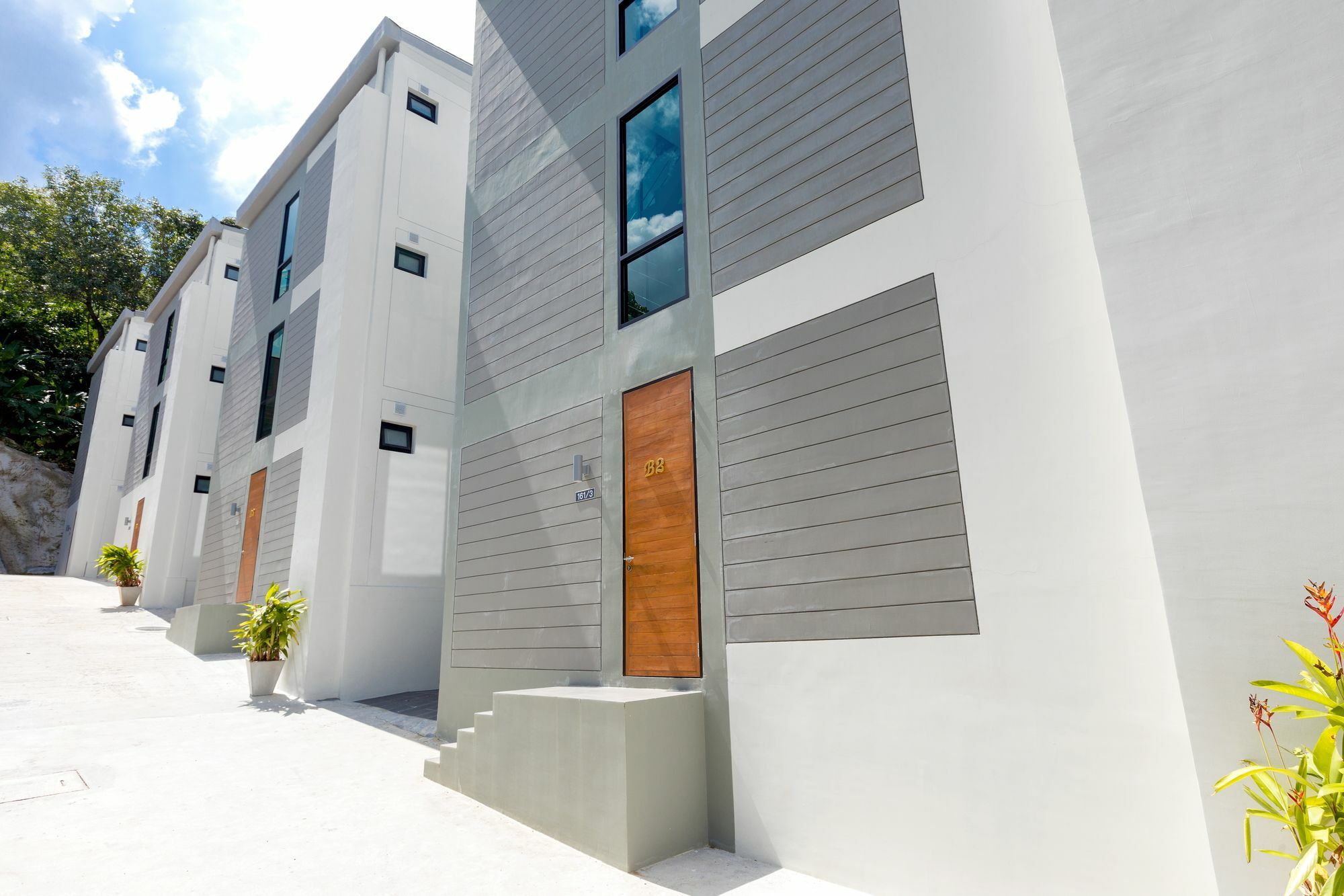 Aparthotel Utopia 3*