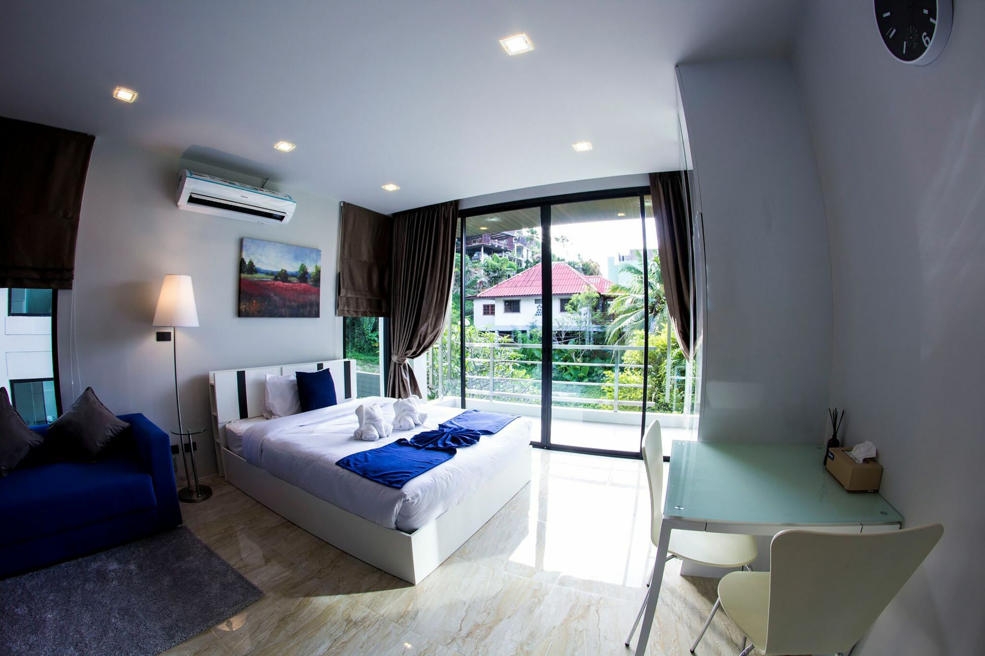 Utopia 3* Kata Beach (Phuket)