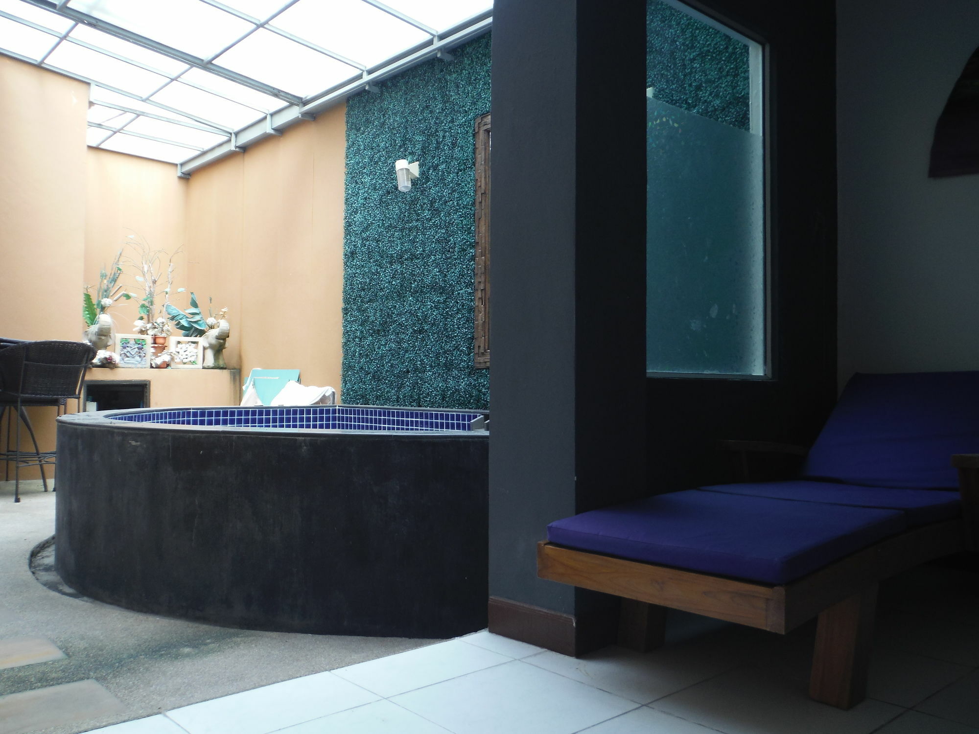 Daveeya'S Place Kata Guest house 2*