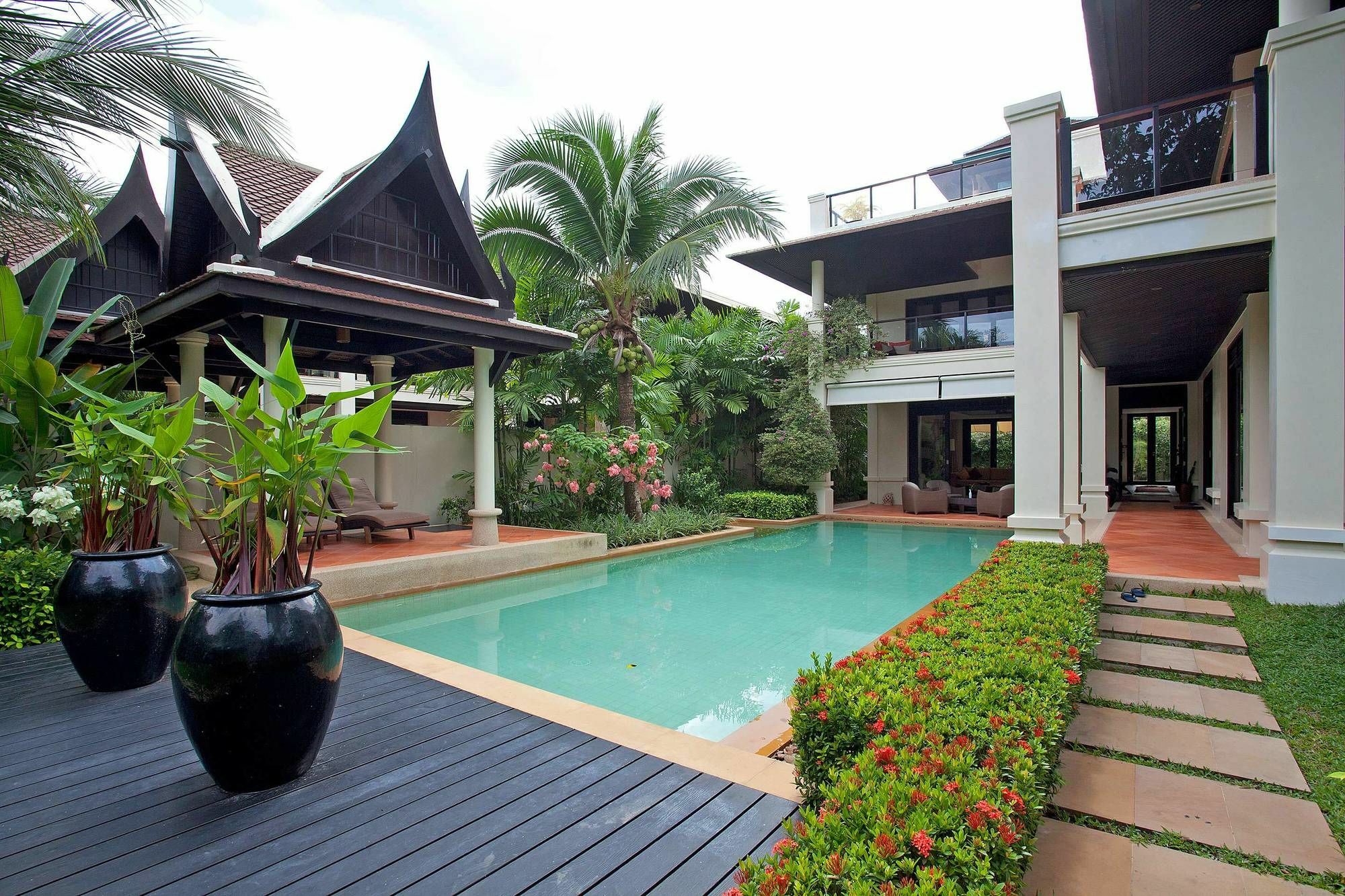 Maan Tawan Villa *