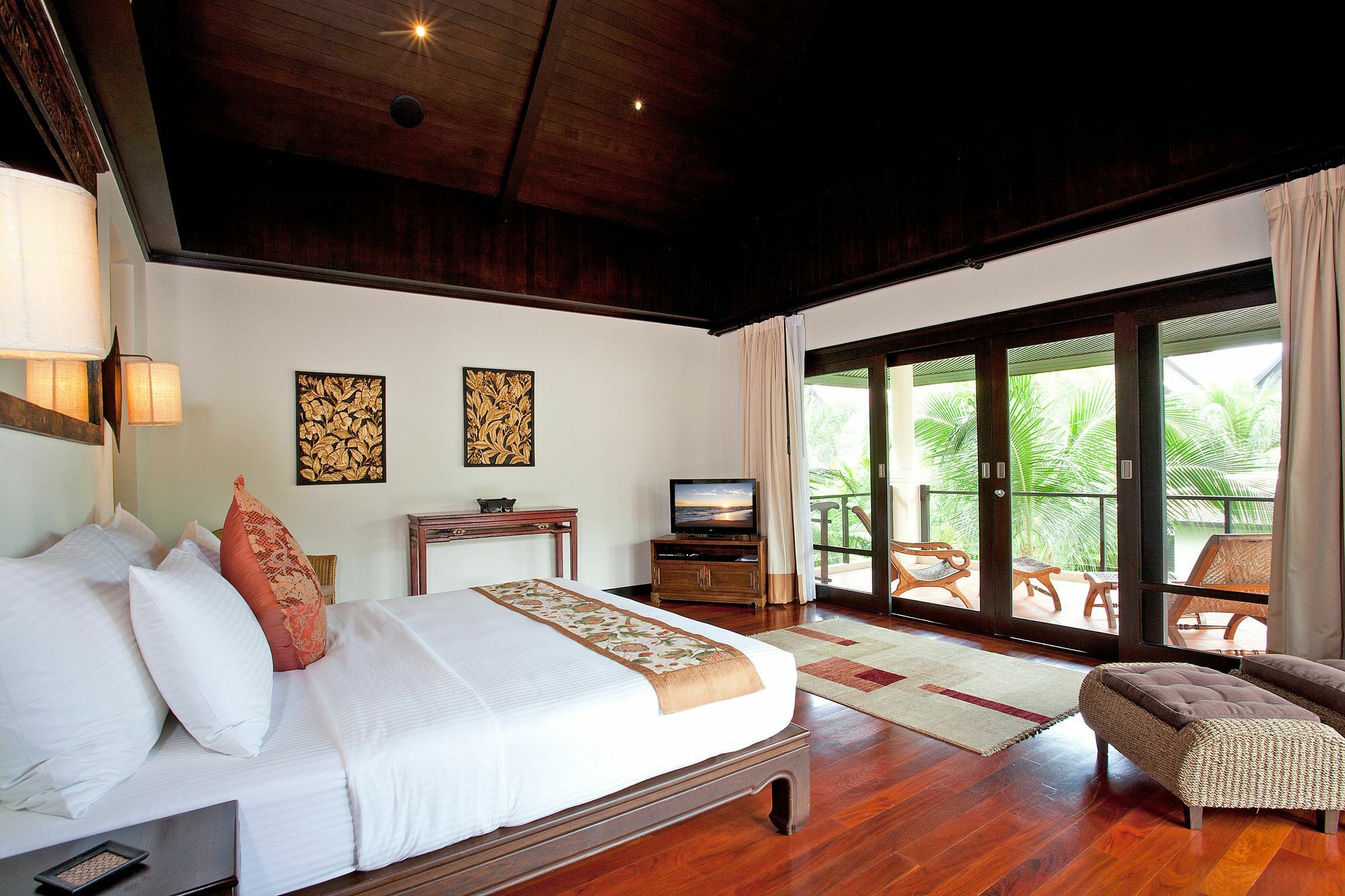 Maan Tawan Villa *