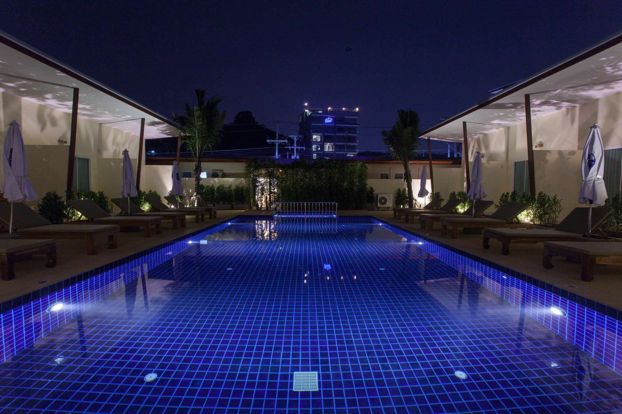 Princess Pool Sha Extra Chalong