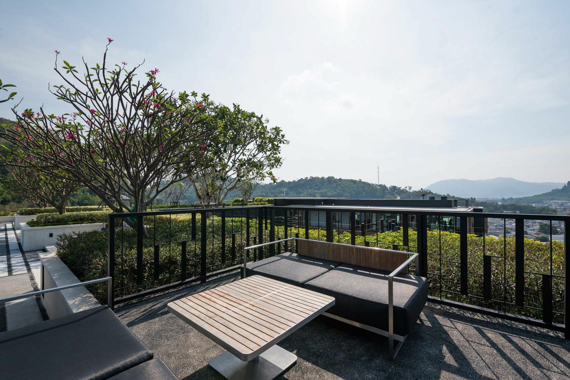 Apartment Favstay - The Base Height Phuket