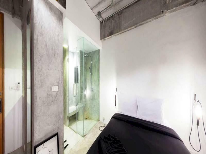 Ella Bed Bed & Breakfast Patong