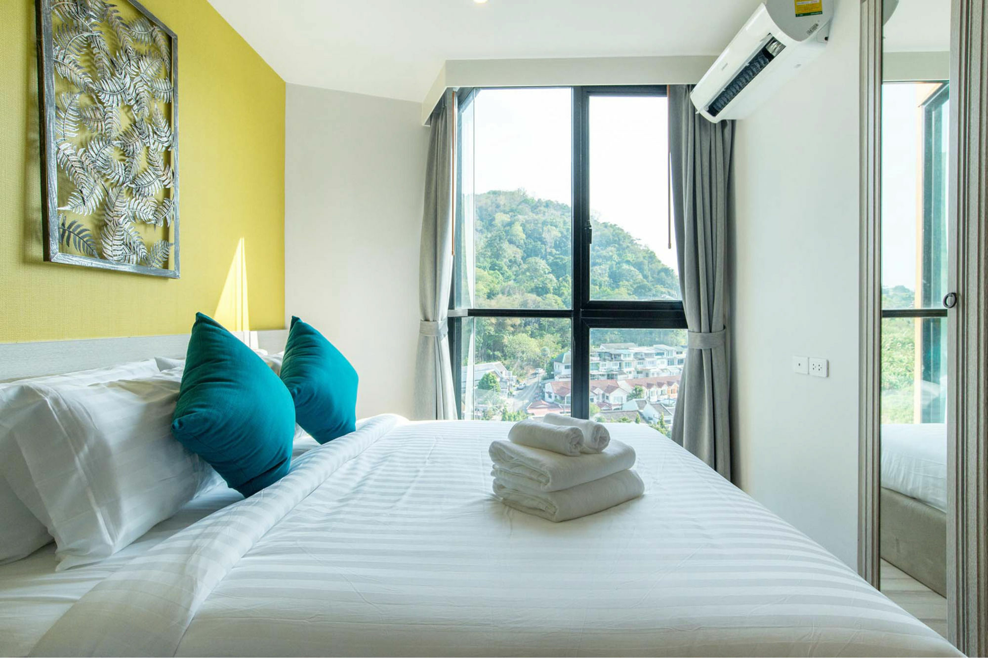 Apartment Favstay - The Base Height Phuket Ratsada