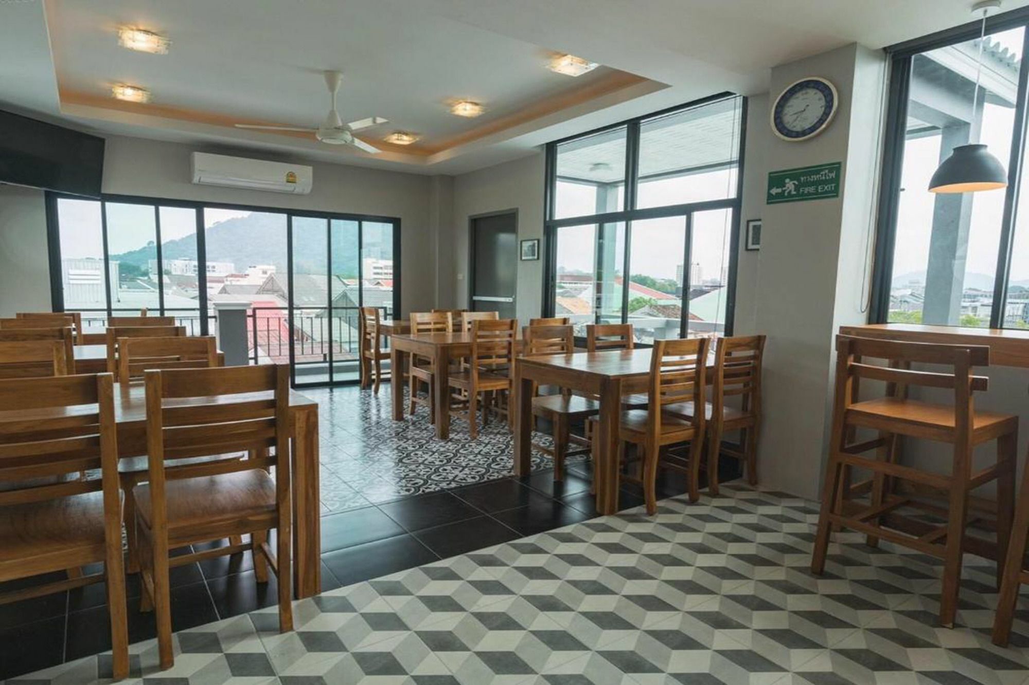Hotel The Besavana - Sha Extra Phuket