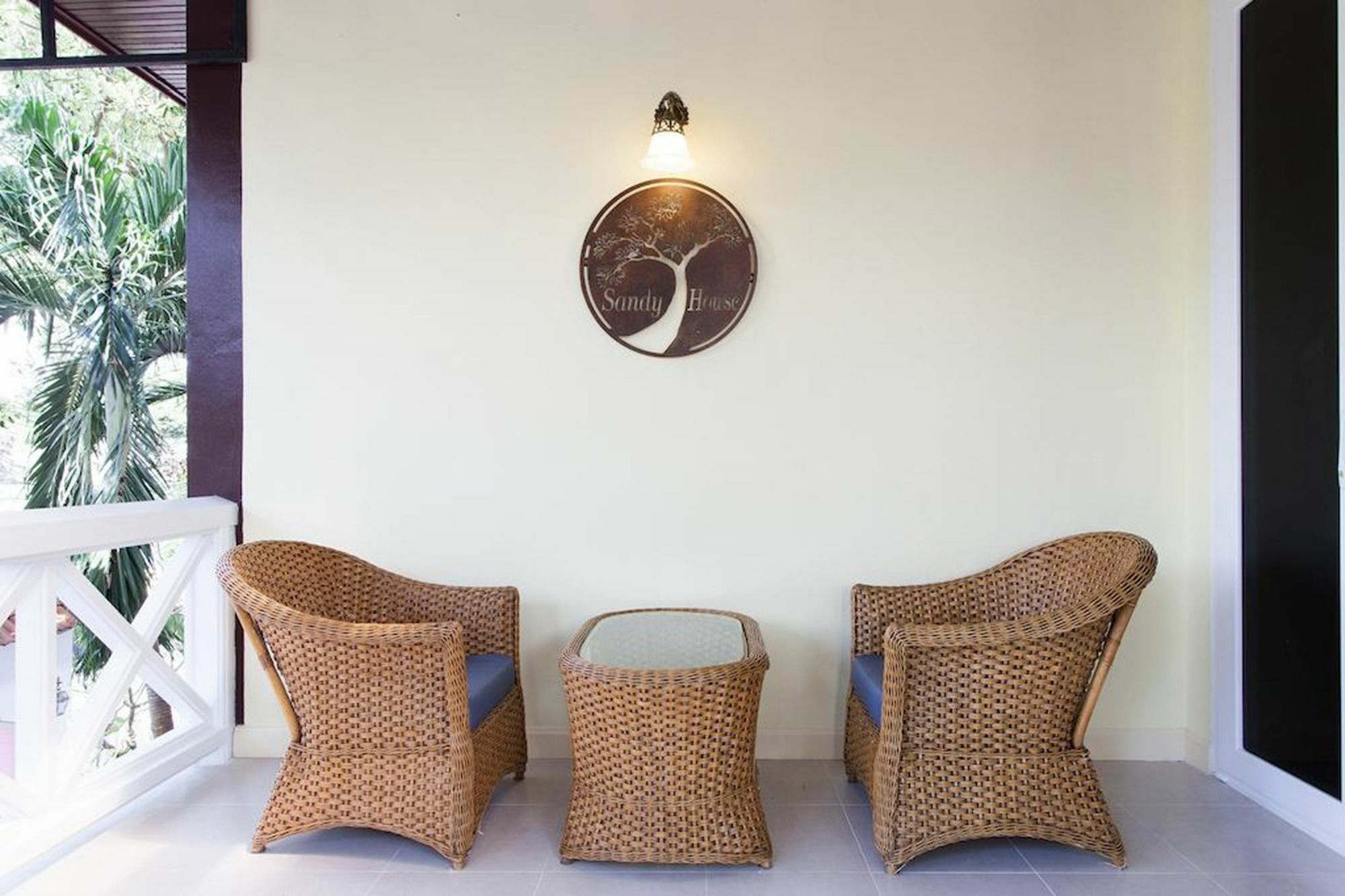 Sandy House Guest house 2*