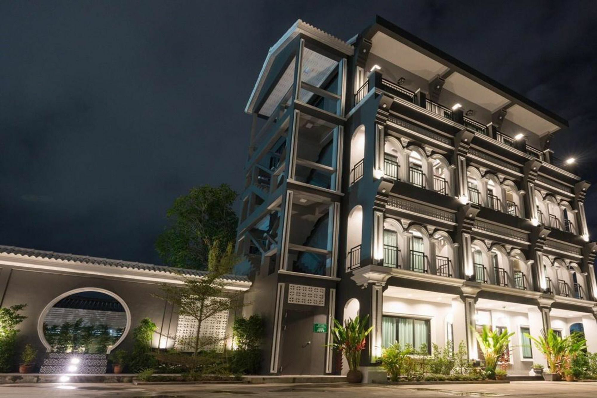The Besavana - Sha Extra Hotel 3*