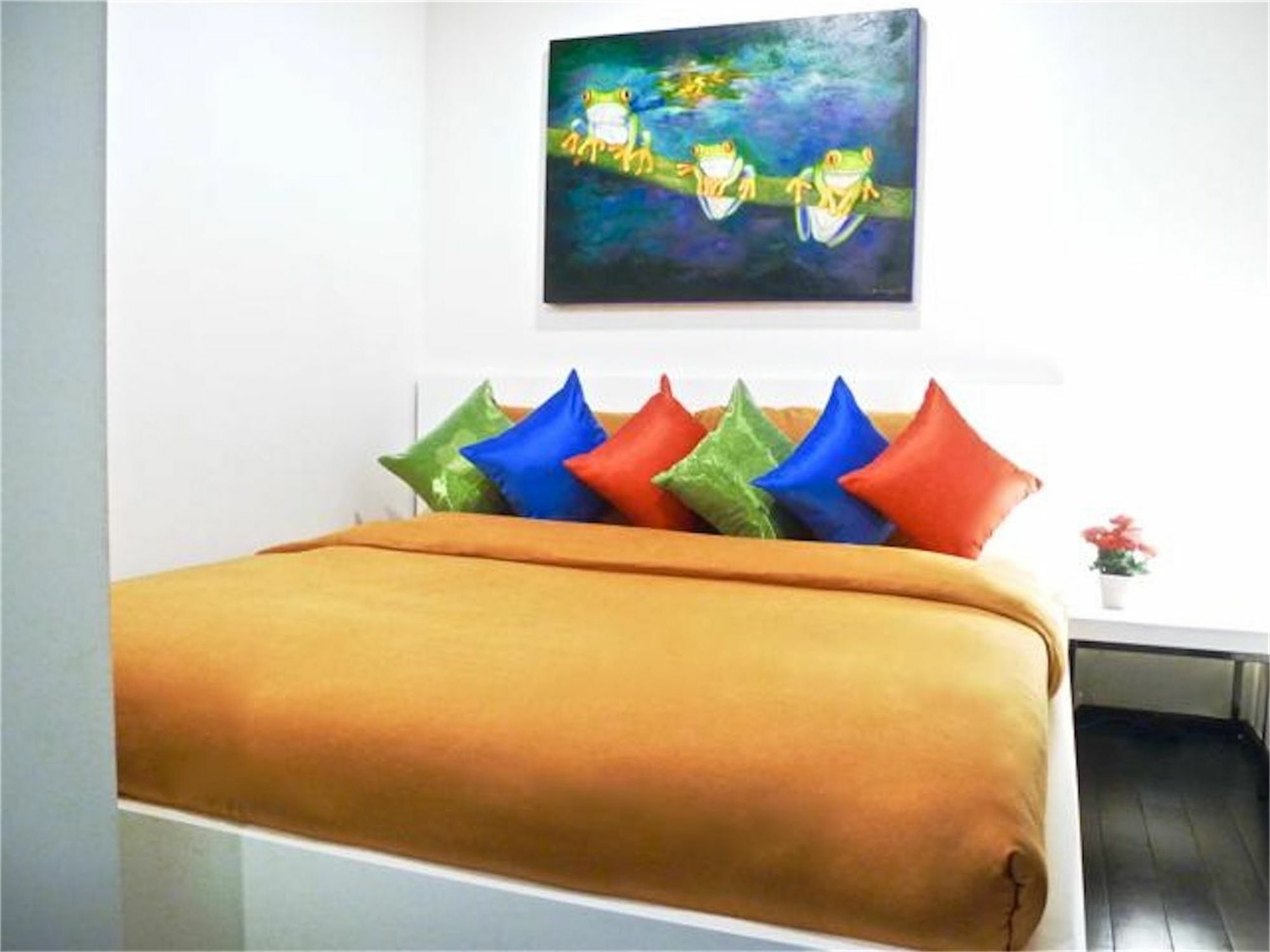 Title 2-bedroom Pool View Apartment Rawai