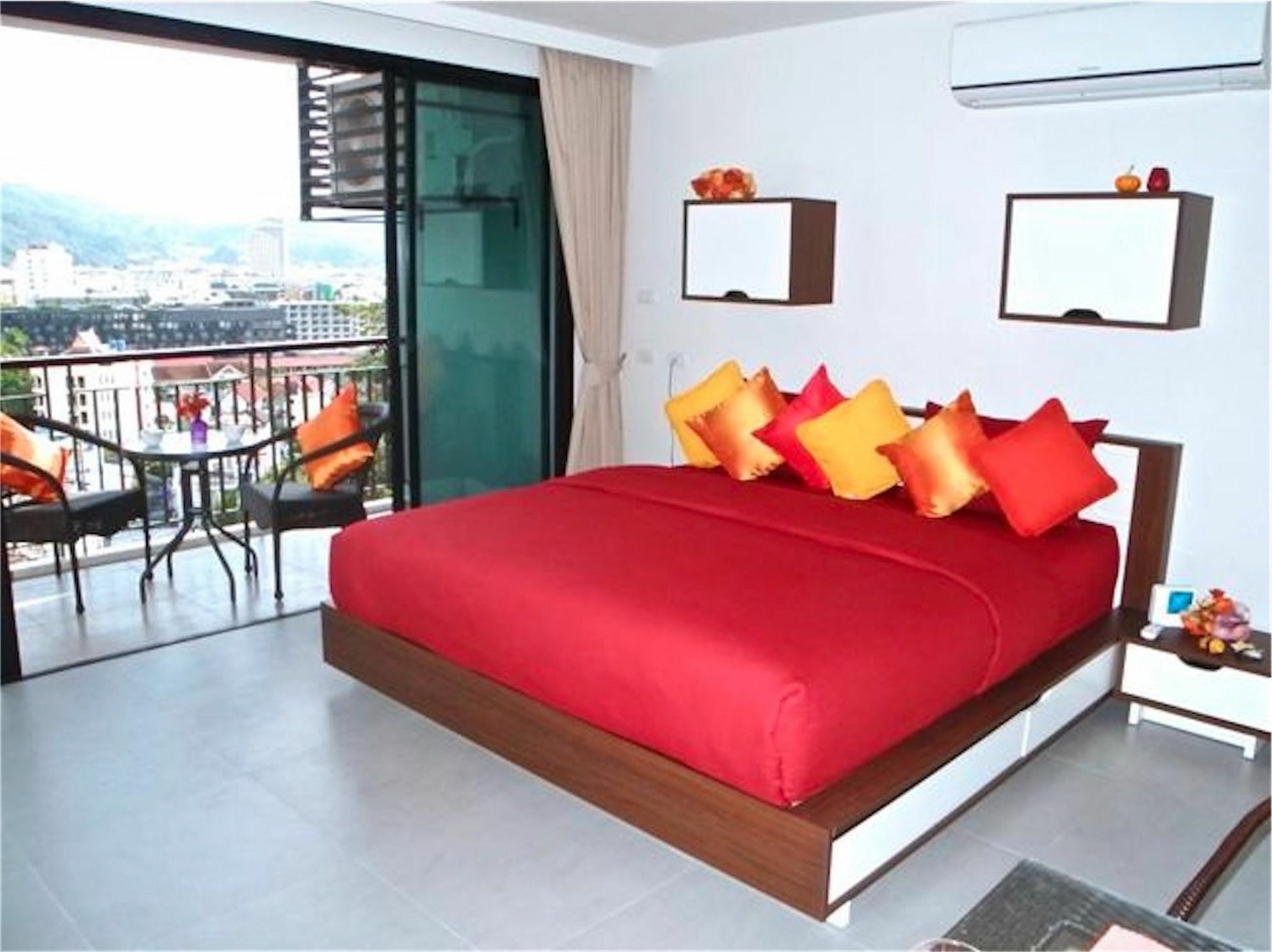 Bliss 2 Bedrooms *
