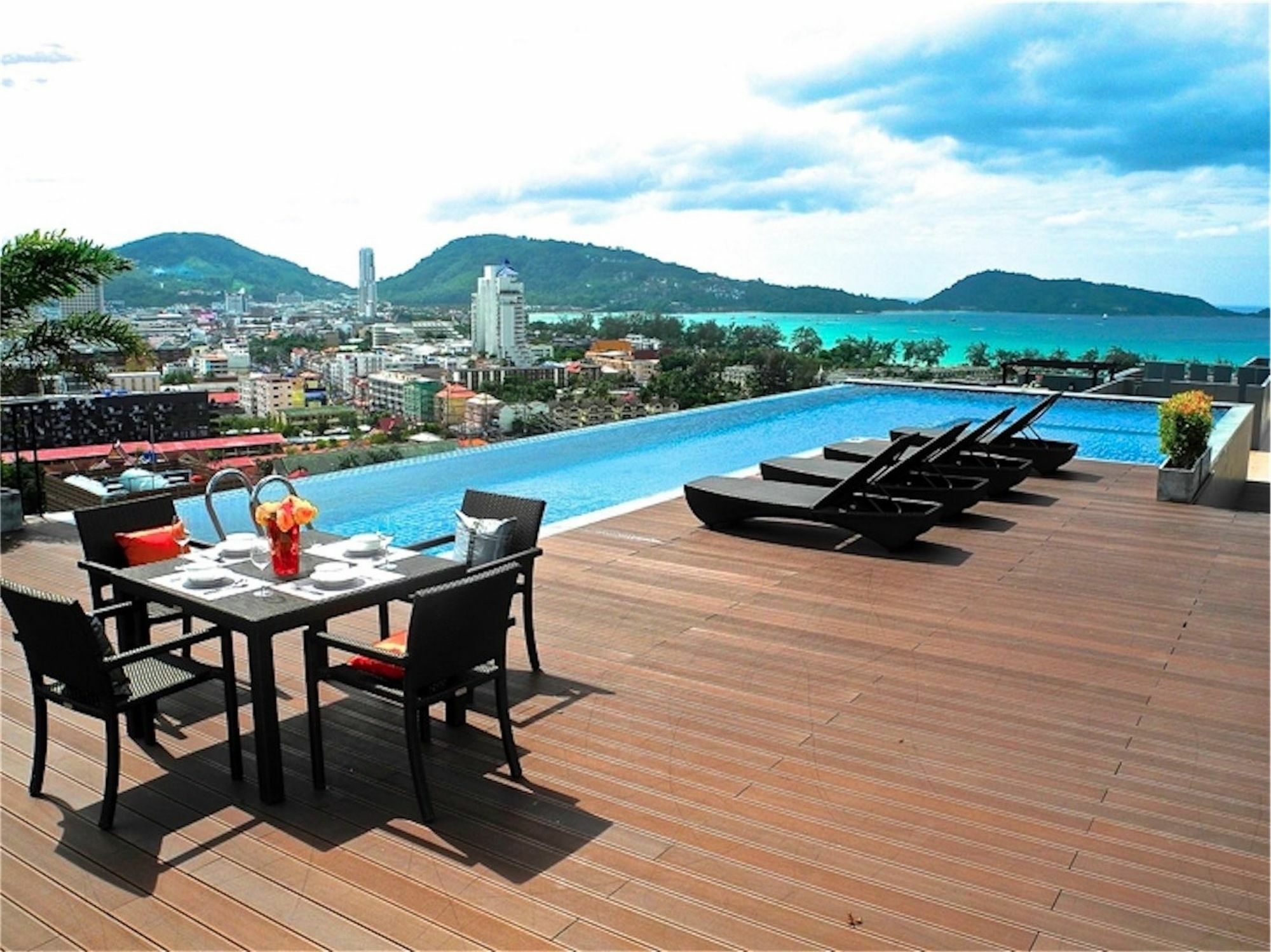 Bliss 2 Bedrooms * Patong