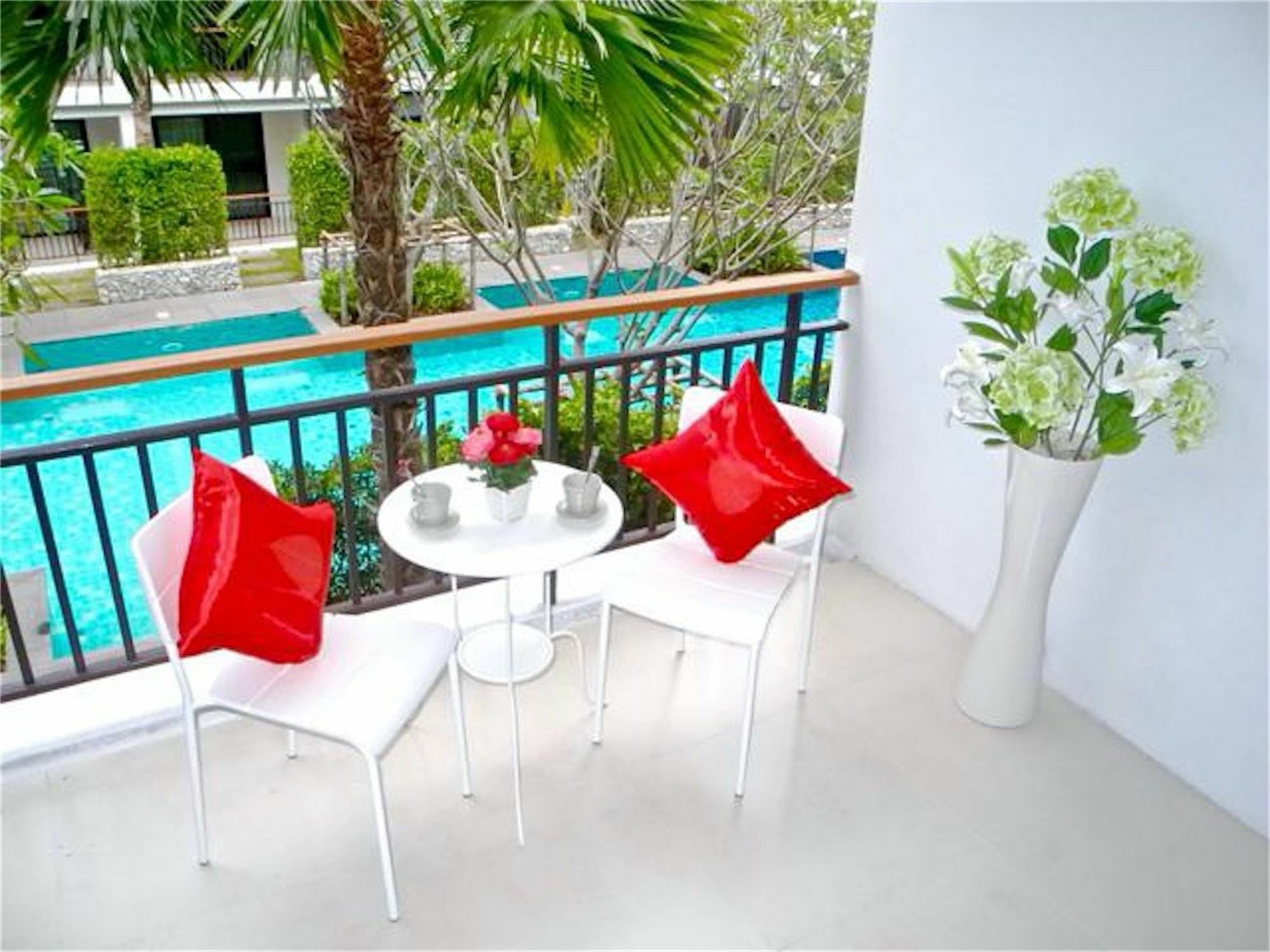 Title 2-bedroom Pool View Rawai