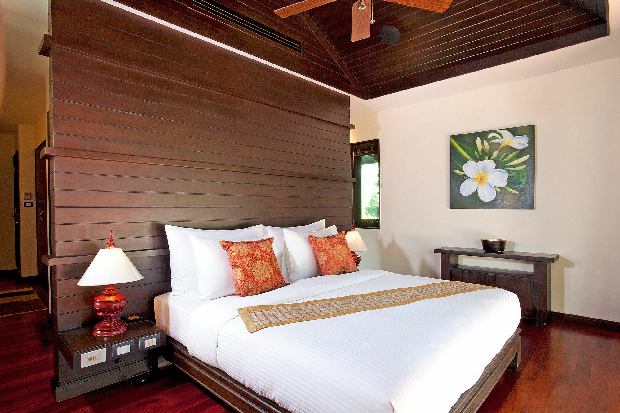 Chom Tawan * Bang Tao Beach (Phuket)