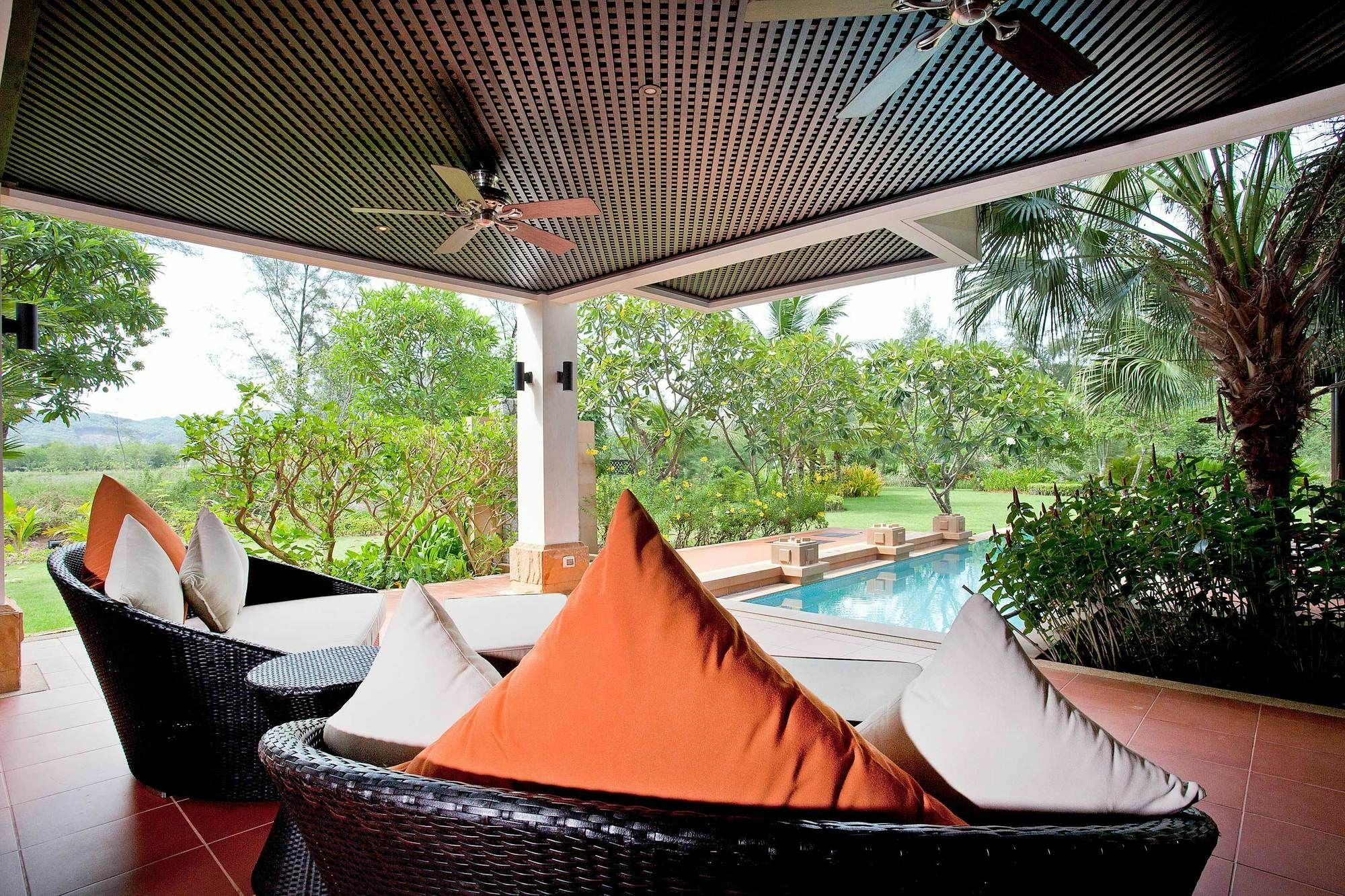 Chom Tawan Bang Tao Beach (Phuket)