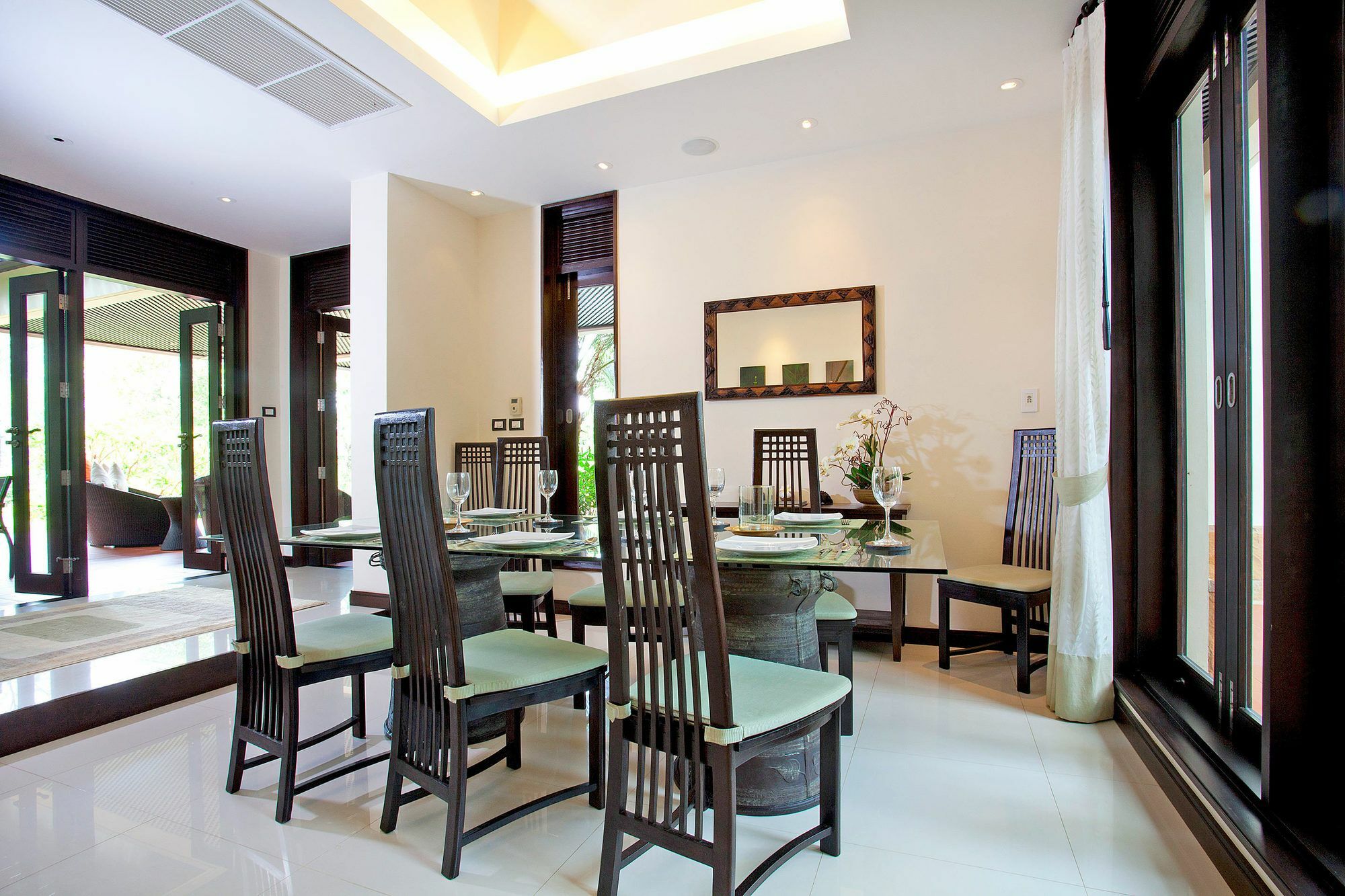 Chom Tawan Villa *