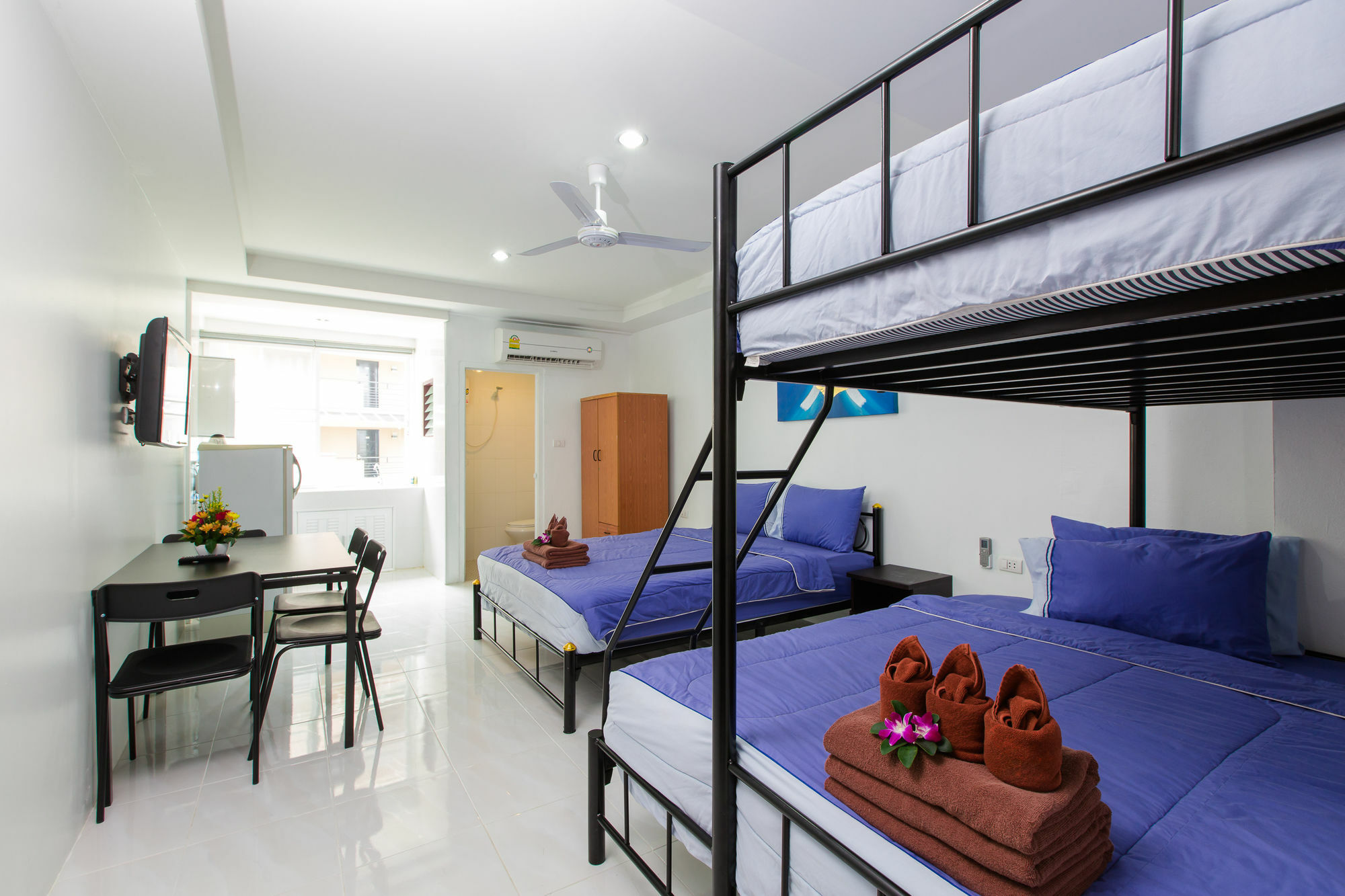 And Apartment *