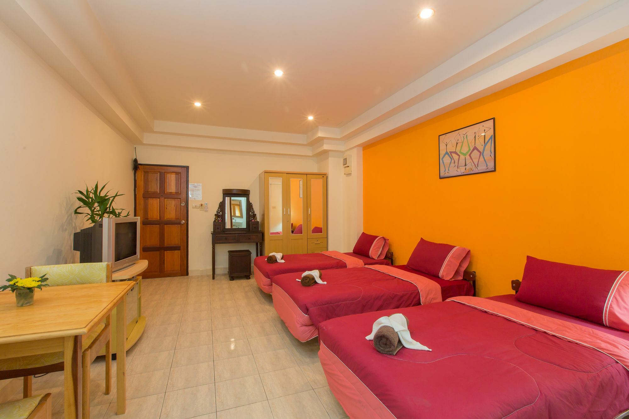 And Apartment Patong