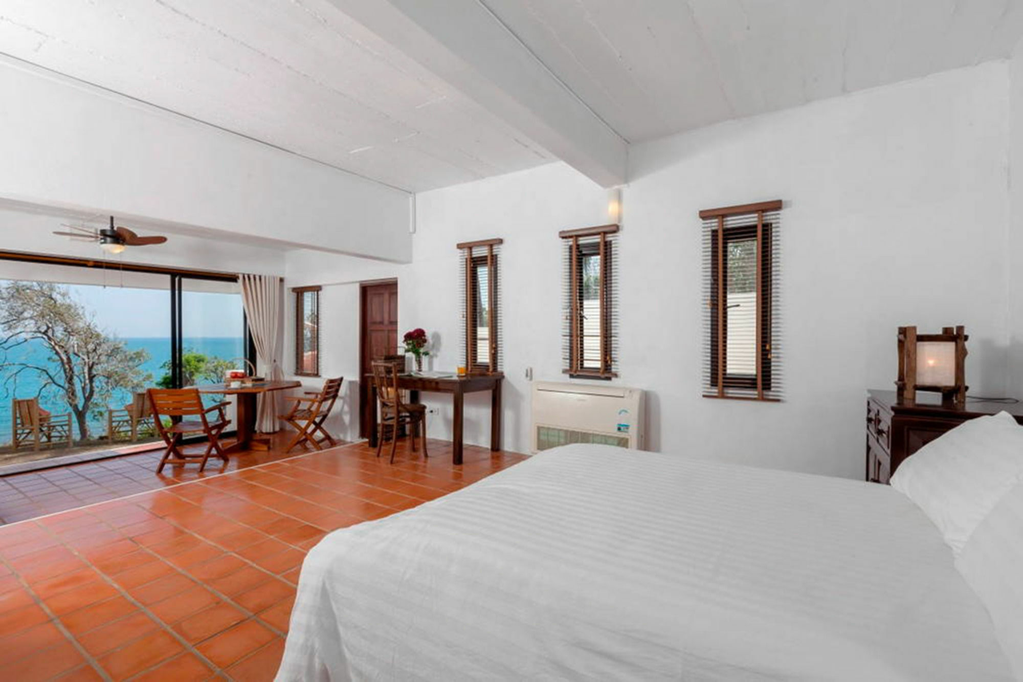 Baan Khunying - Secluded Phuket Beachfront Villa * Rawai
