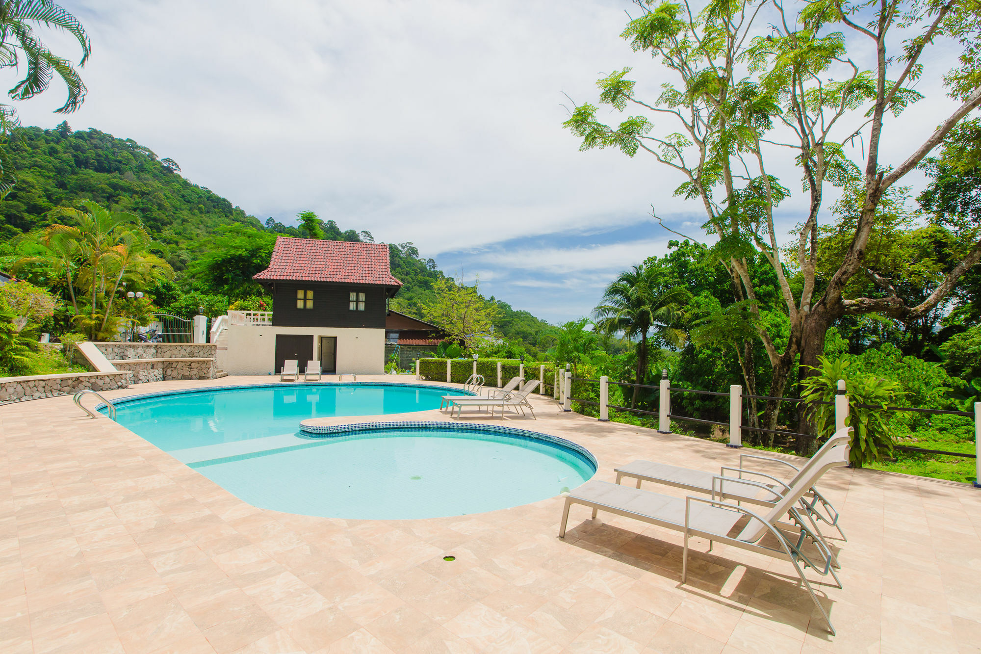 Star Path Villa *