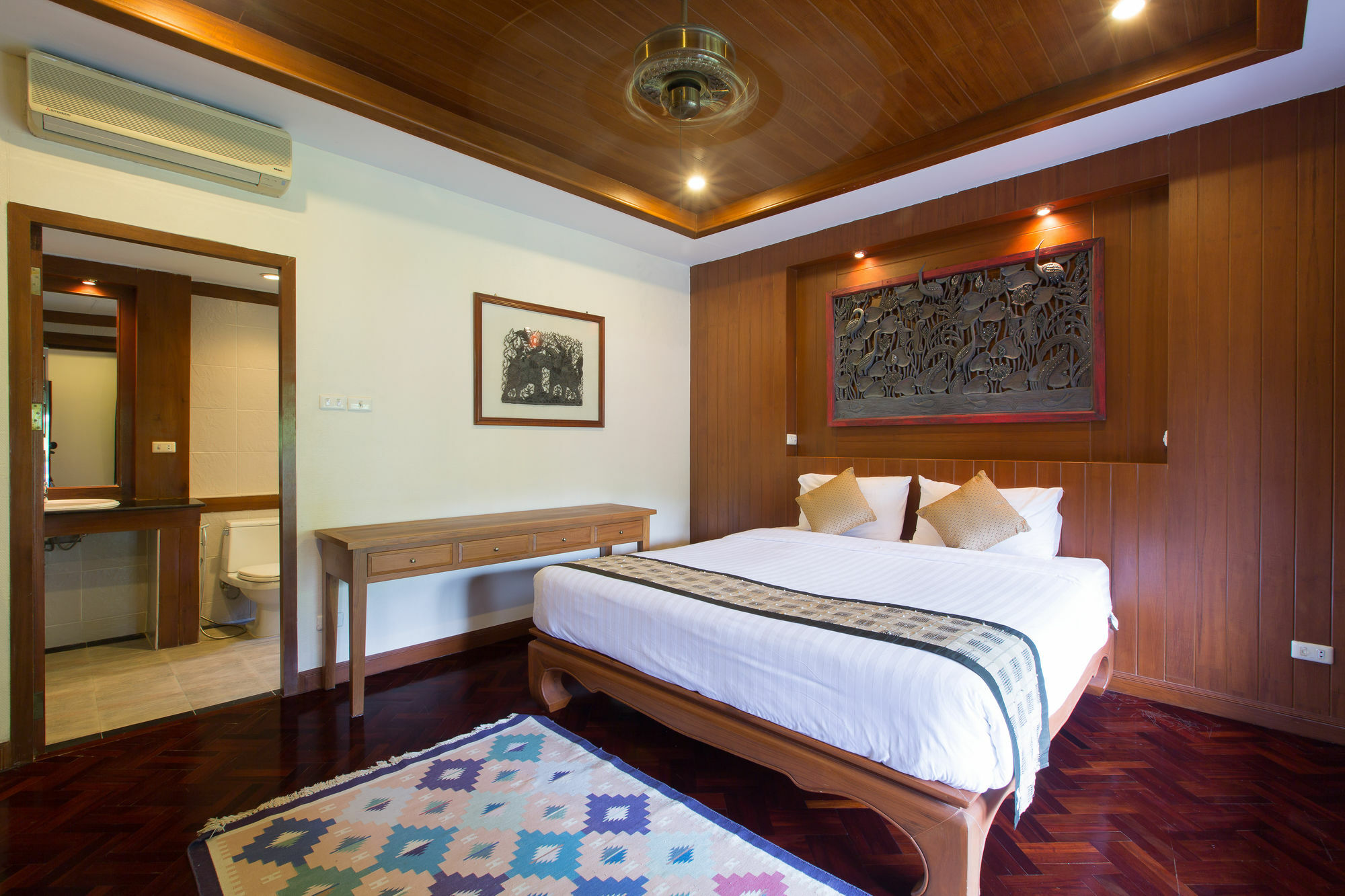 Star Path Villa Patong