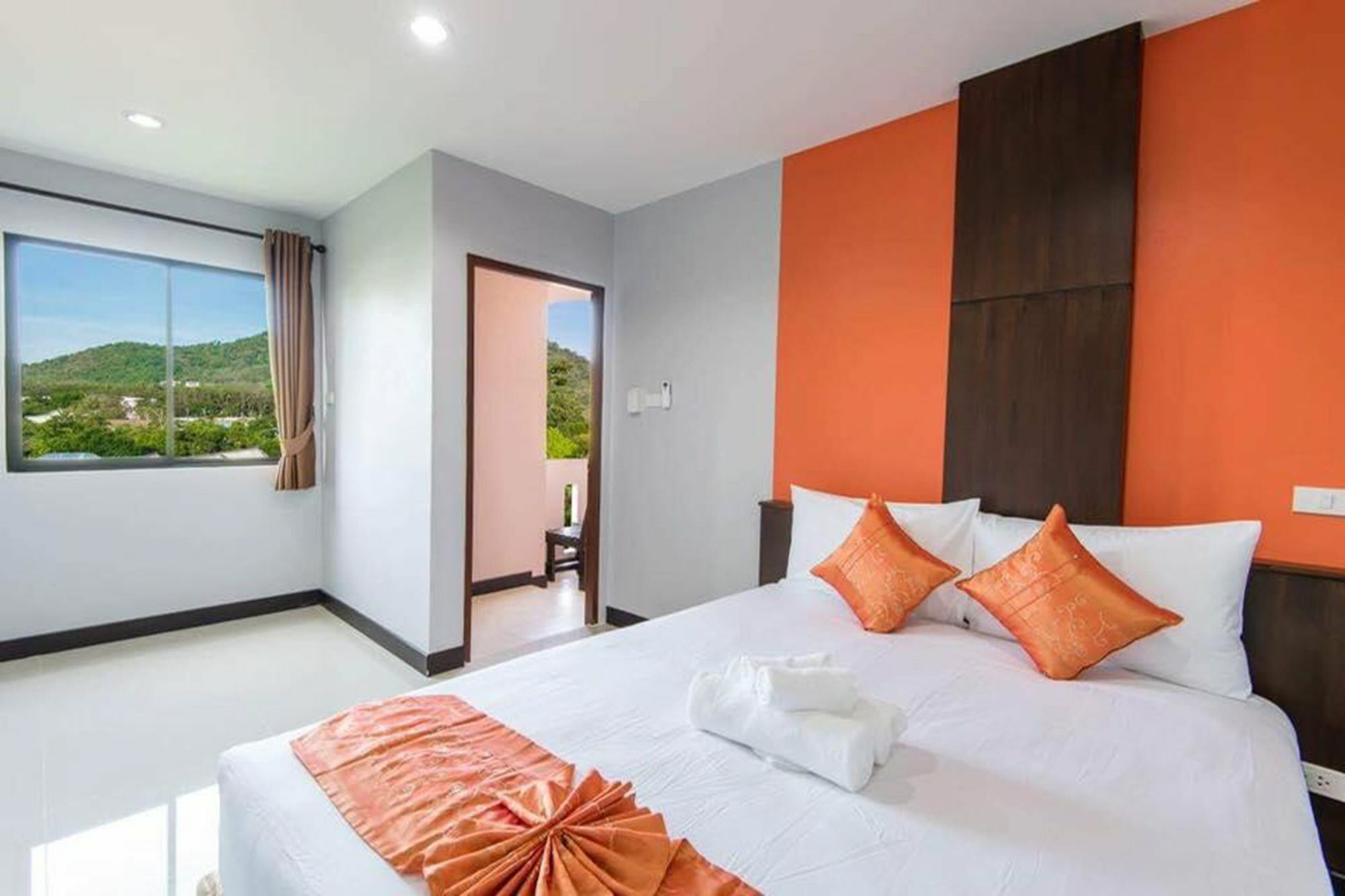 Saiyuan Phuket Hotel