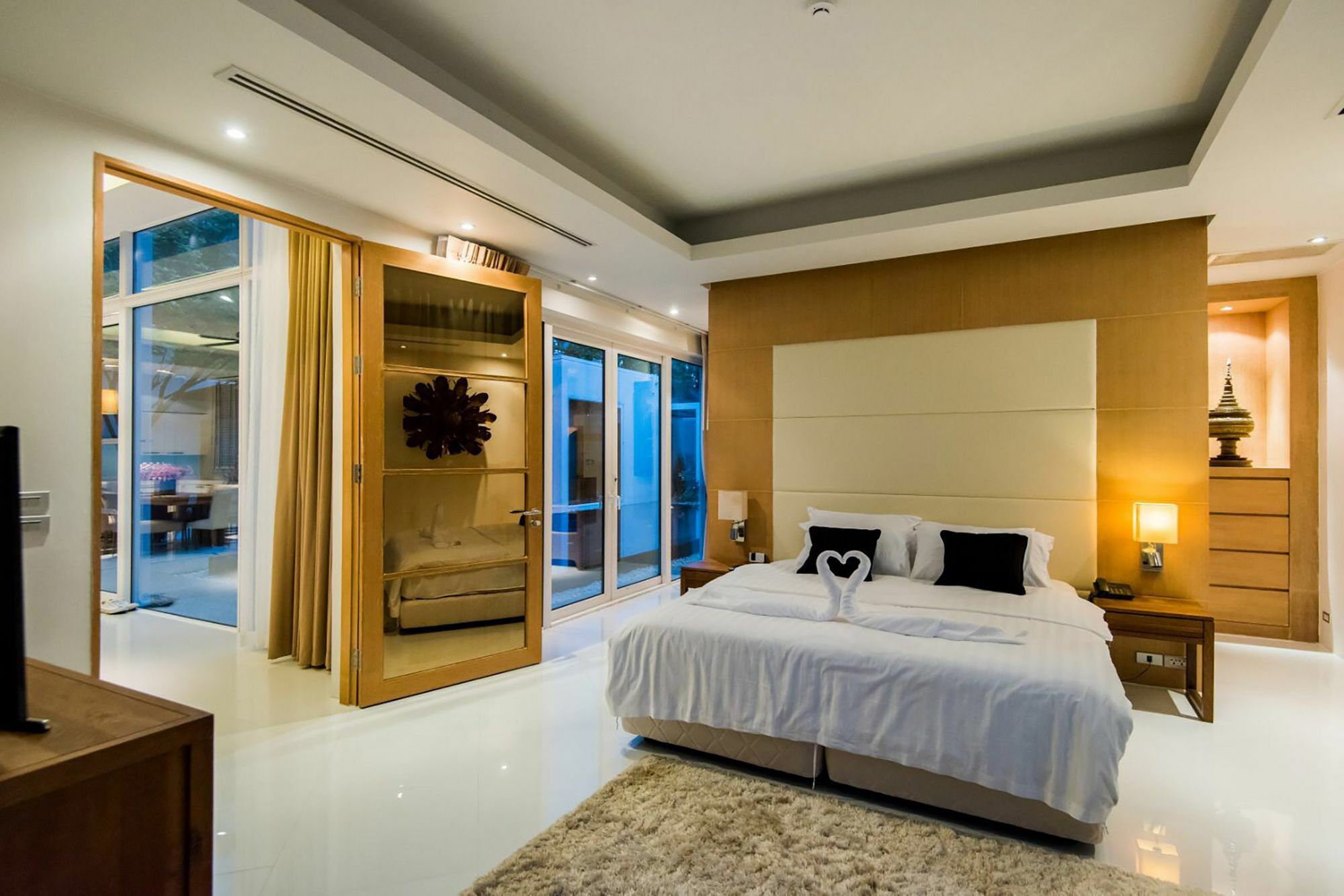 Excellence Beachfront