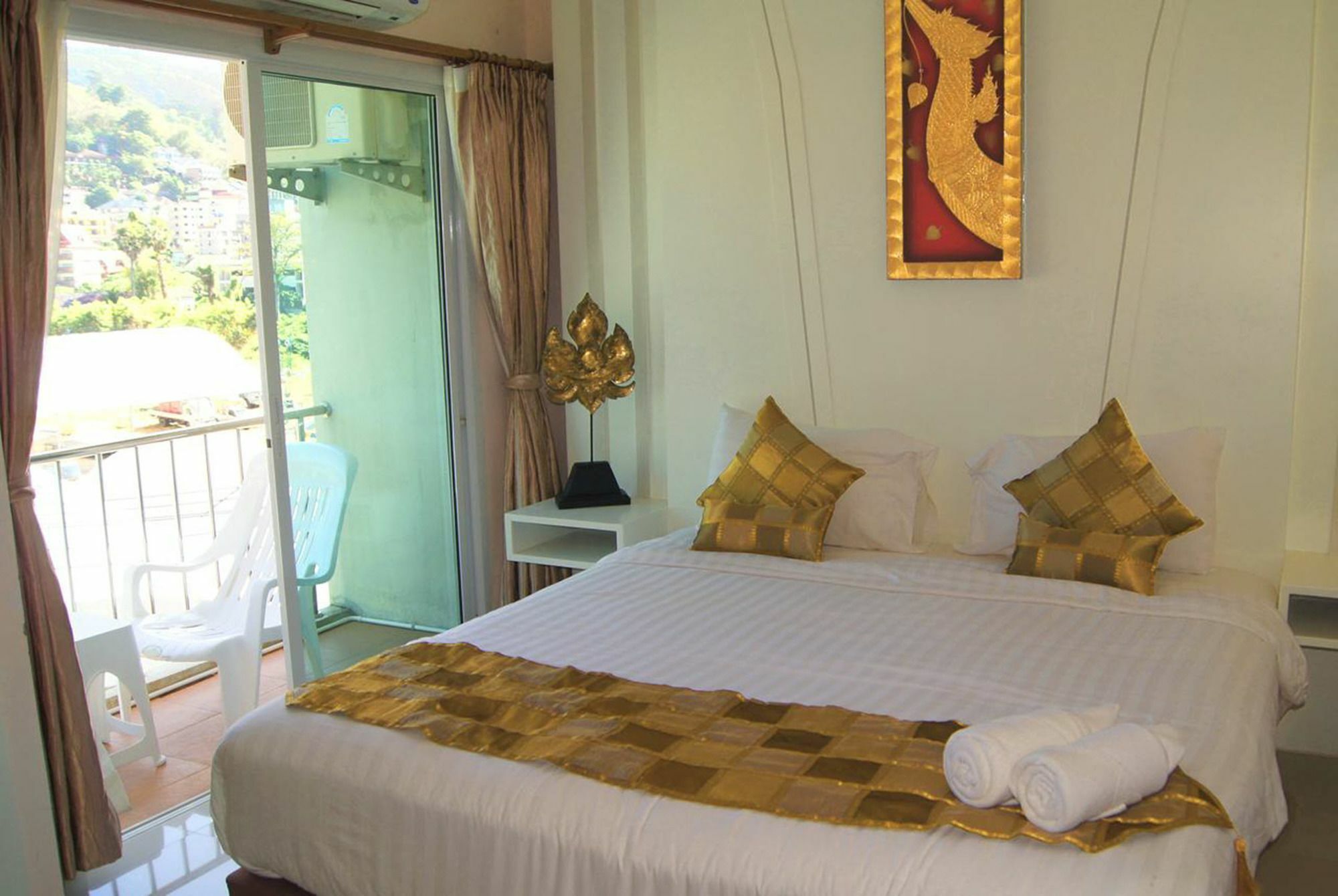 J Sweet Dream Boutique Phuket 2*