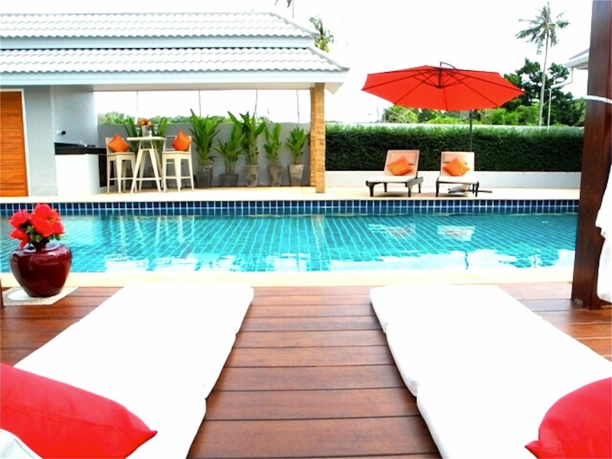 Leaf 1 2 Bedrooms Villa *
