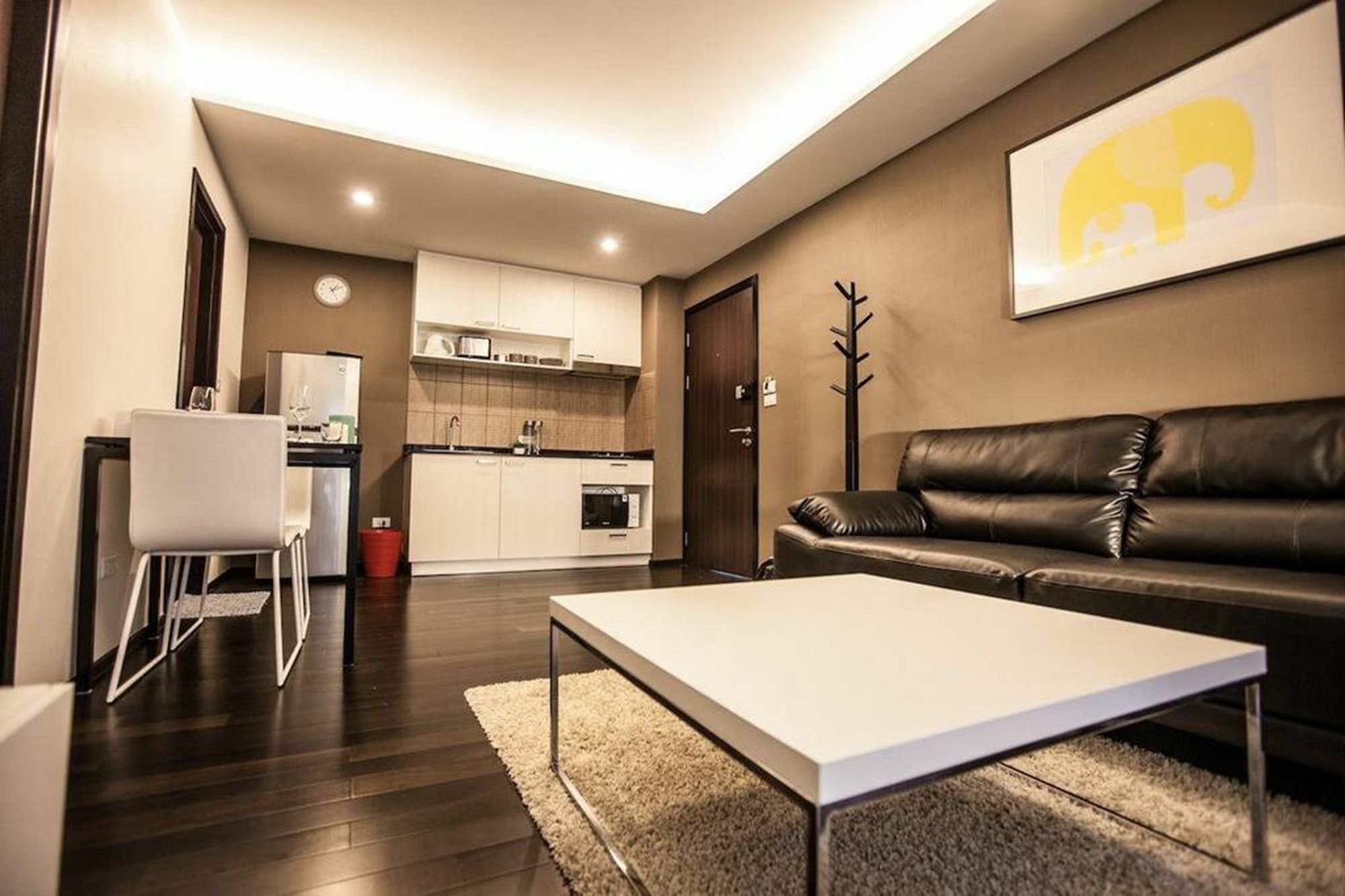 The Title Front Apartment *