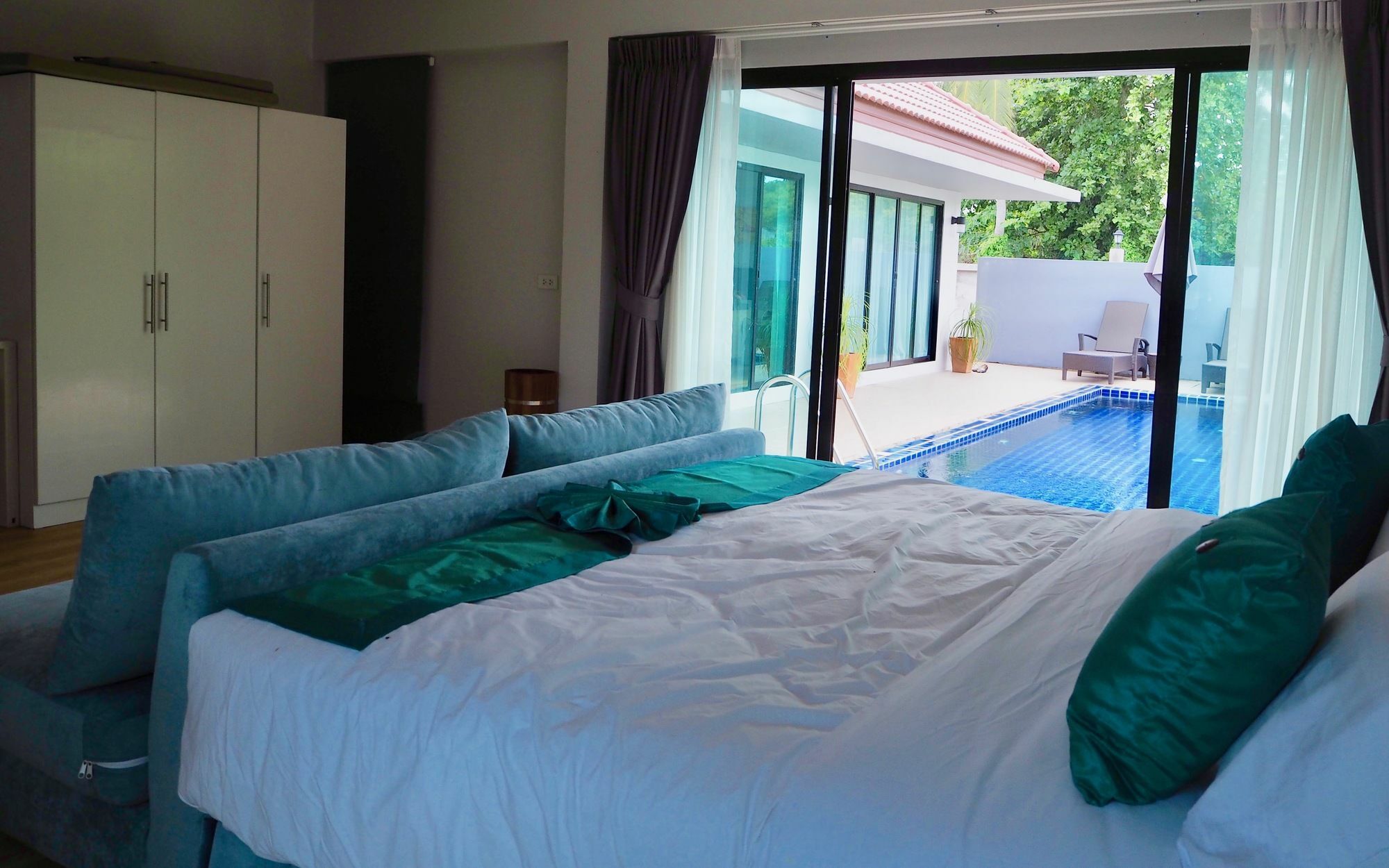 Triple Three Maikhao Villa