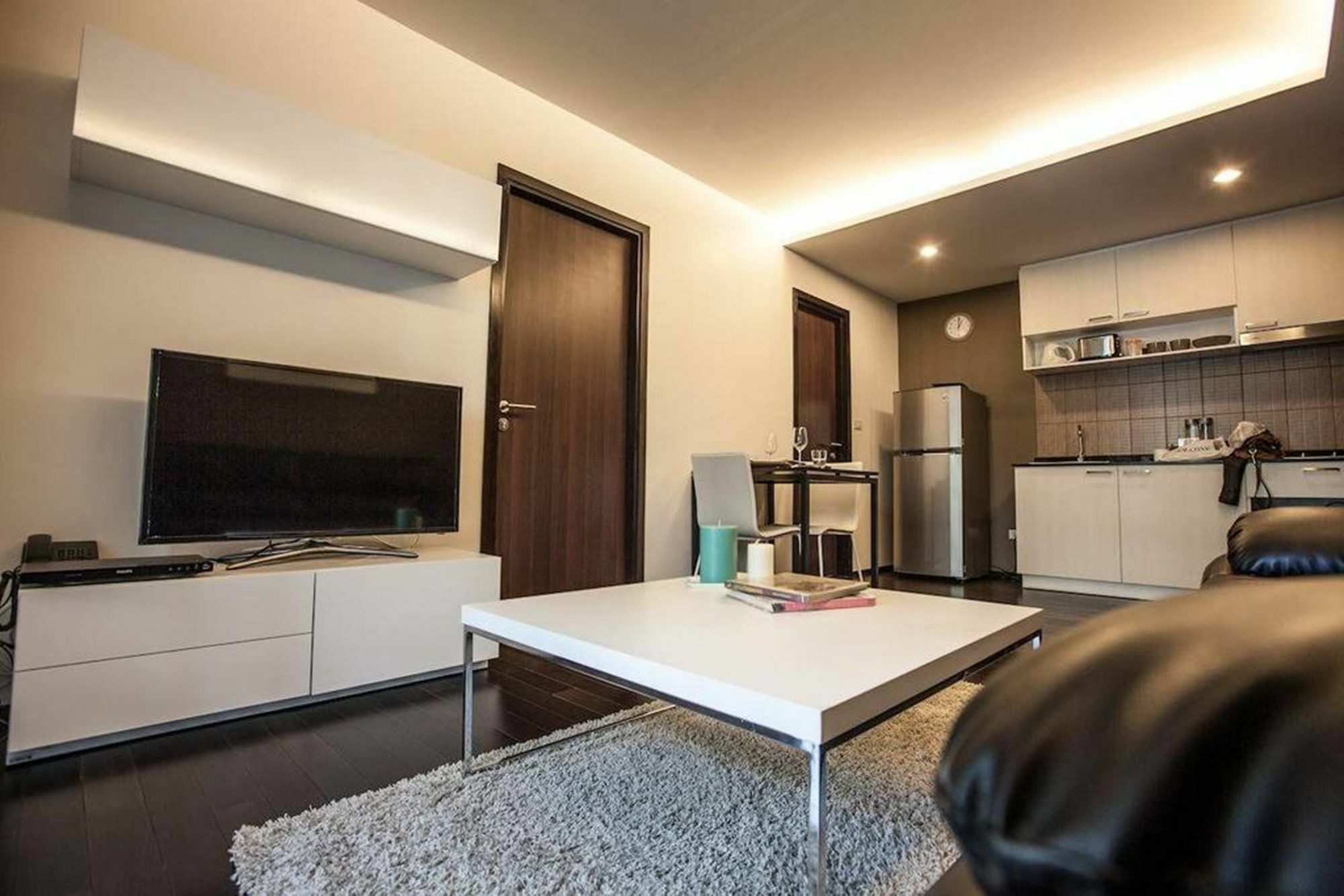 The Title Front Apartment