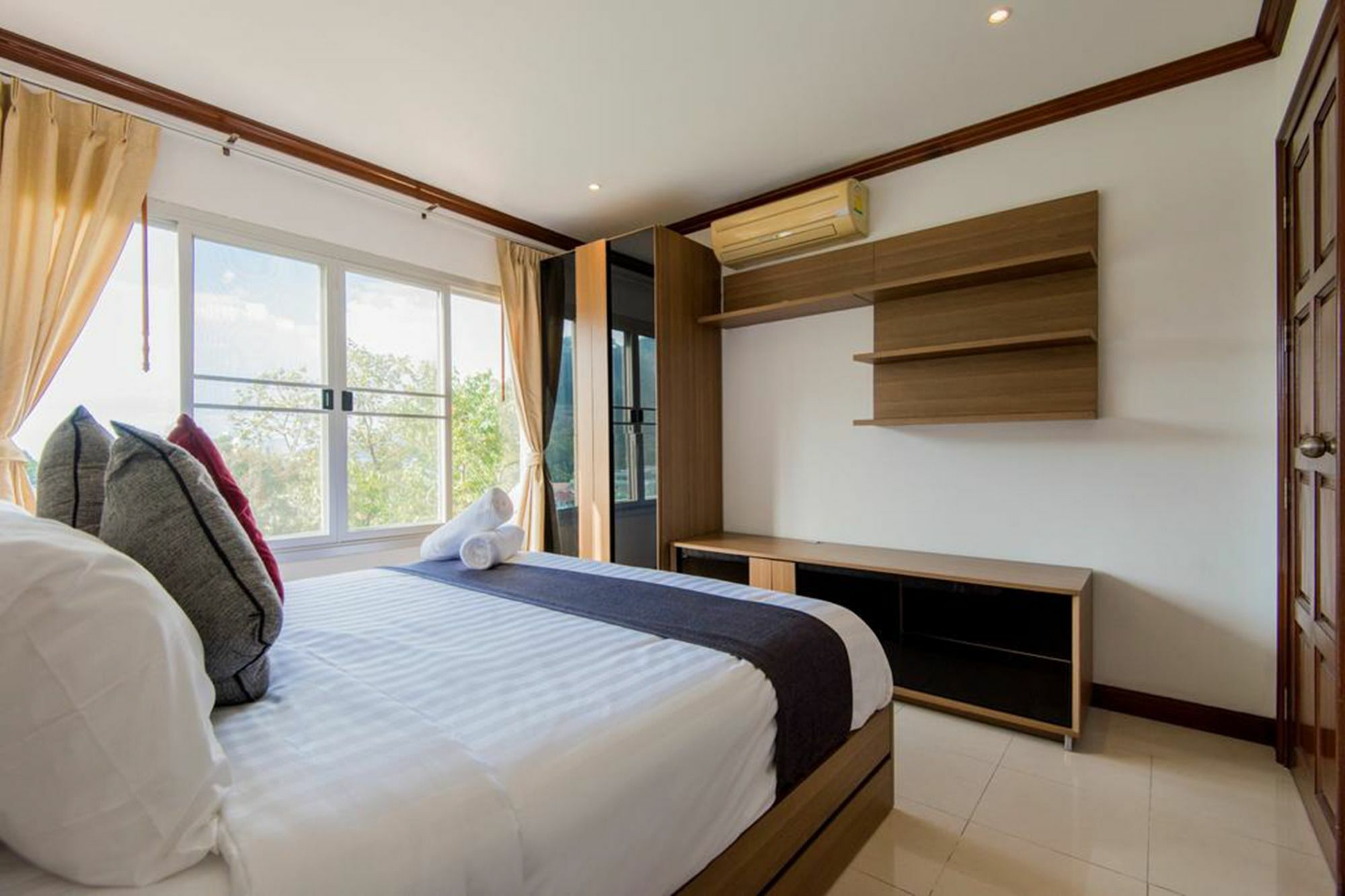 Apartment Diamond By Chattha Patong