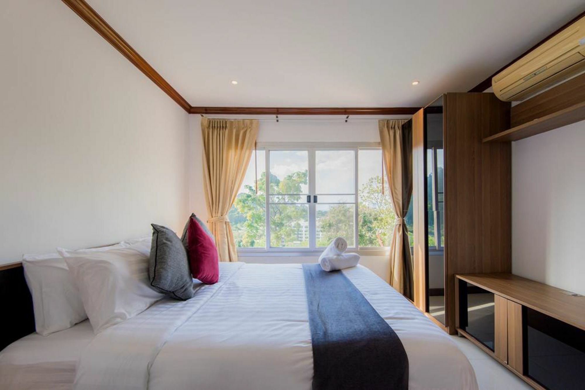 Diamond By Chattha Apartment Patong