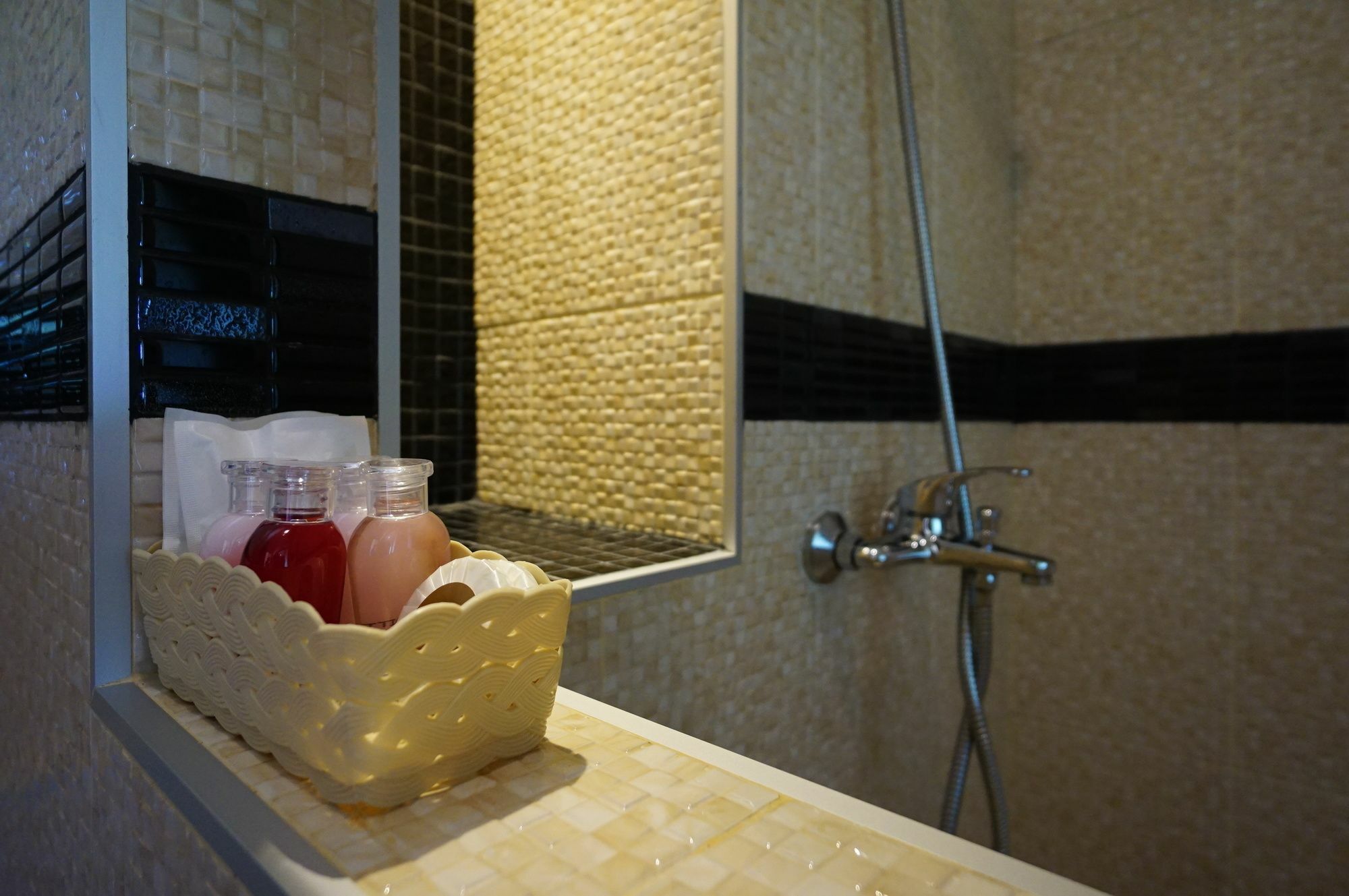 Nisa Residence Apartment