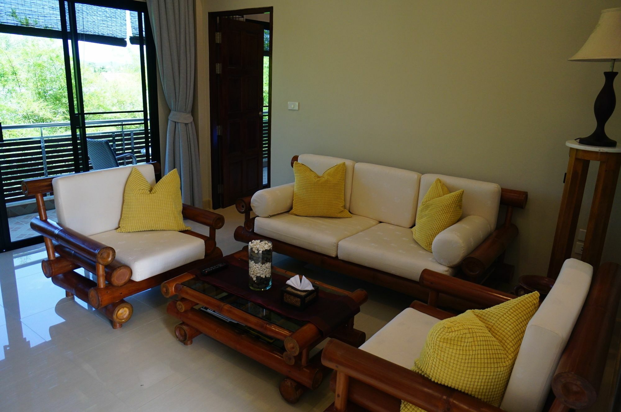 Nisa Residence Apartment *