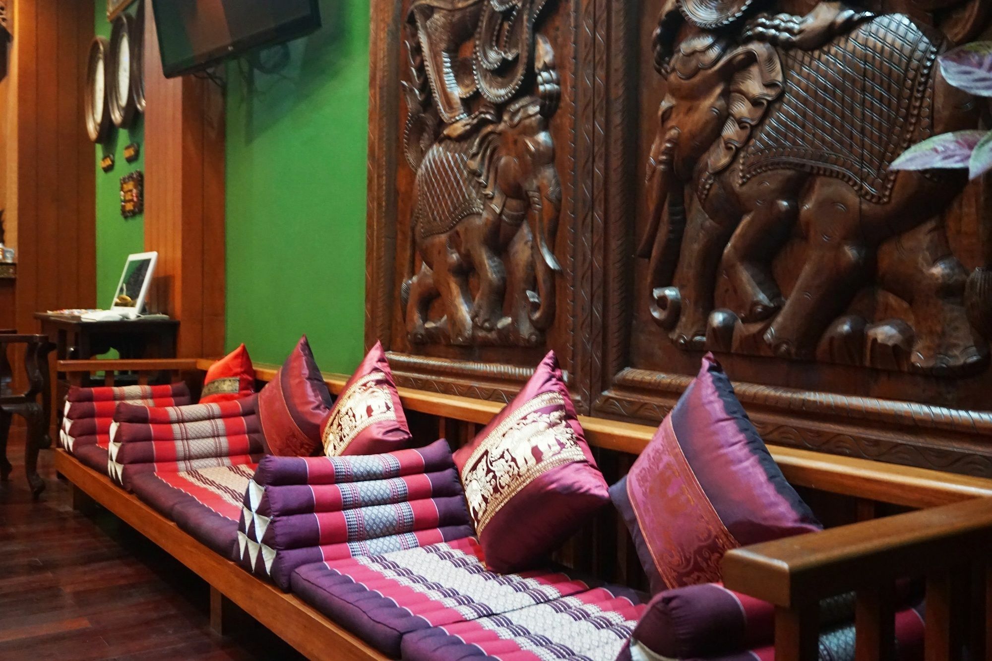 Thai Corner Hotel 3*