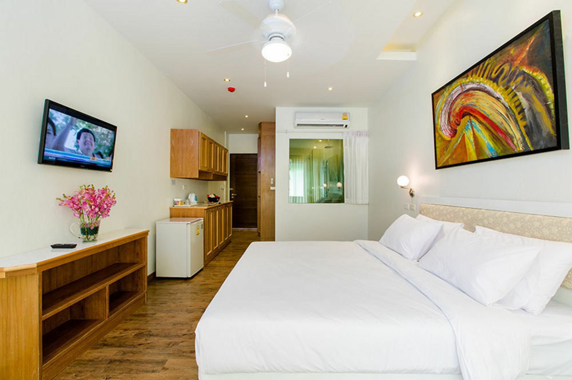 Trend Kamala Beach